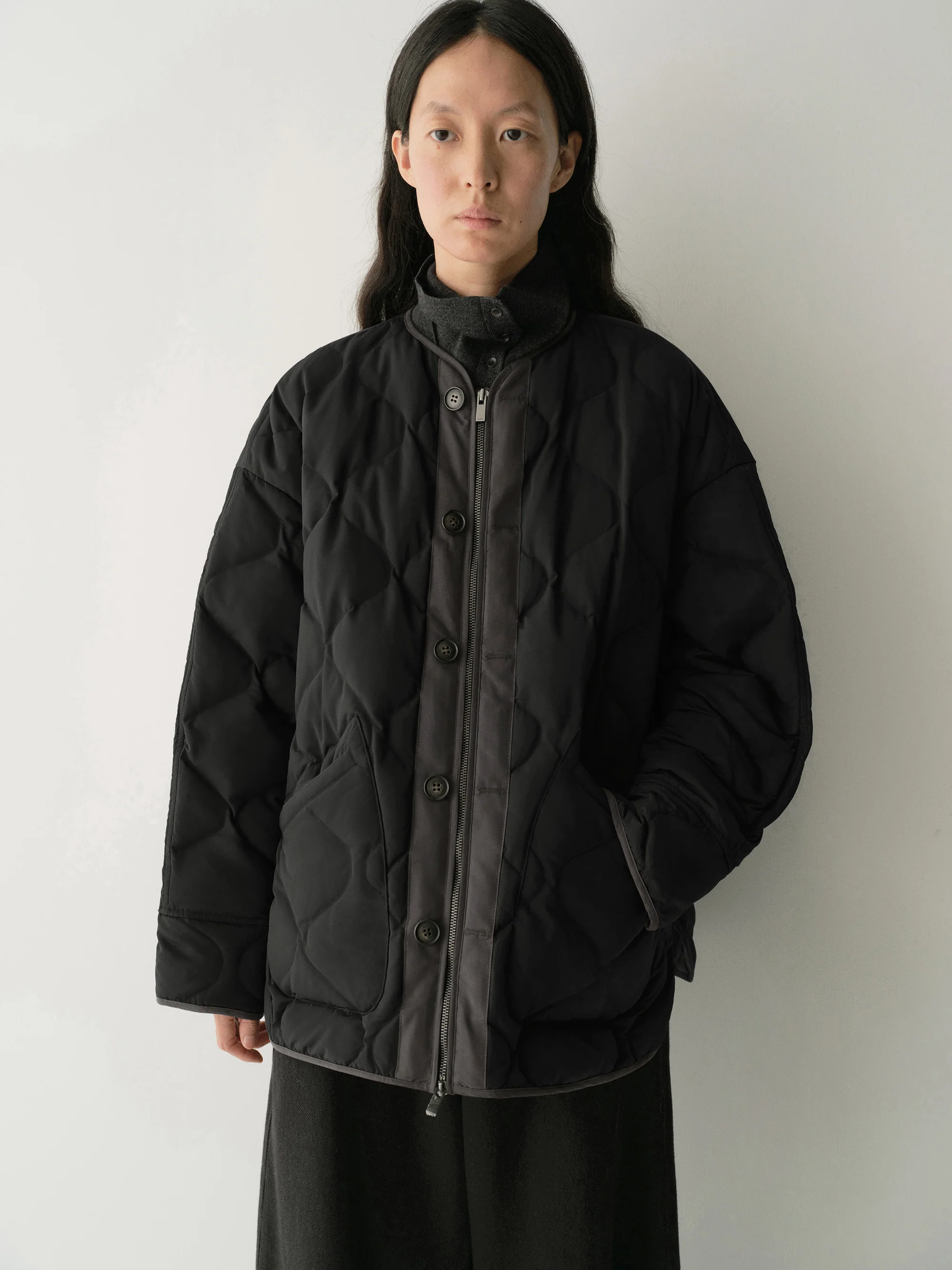 Short Contrast-panel Down Jacket - Image 17