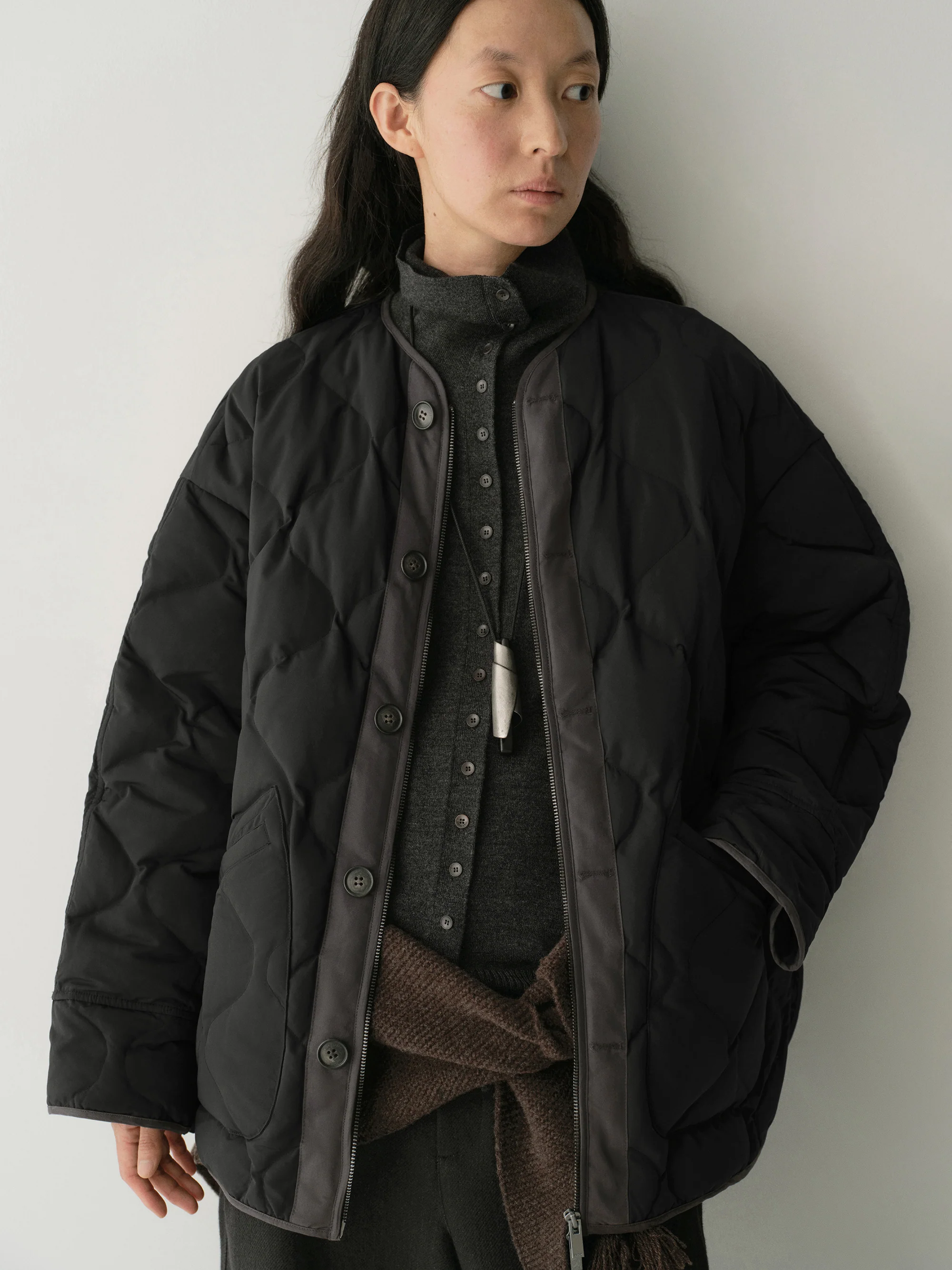 Short Contrast-panel Down Jacket - Image 18