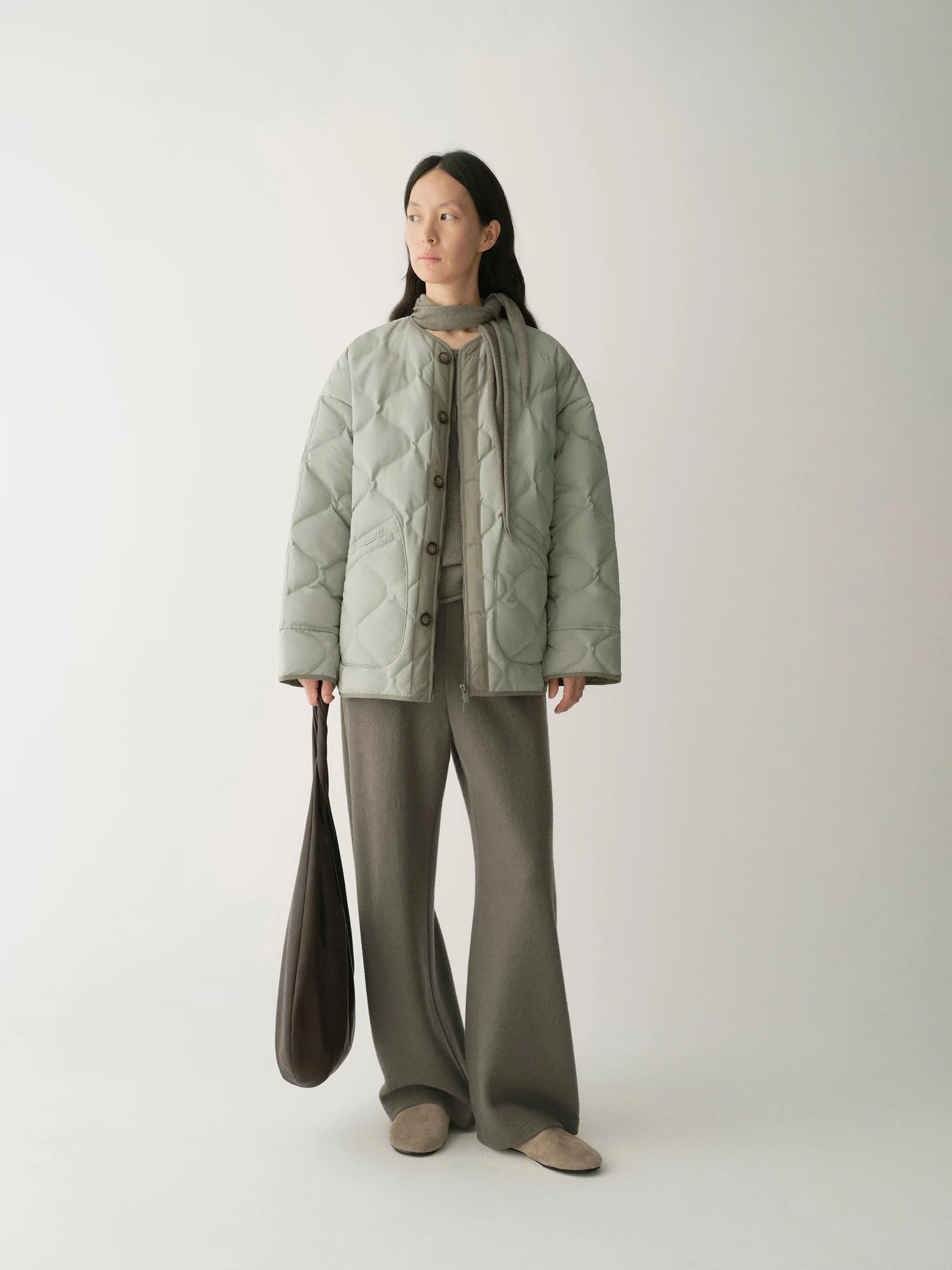 Short Contrast-panel Down Jacket - Image 2