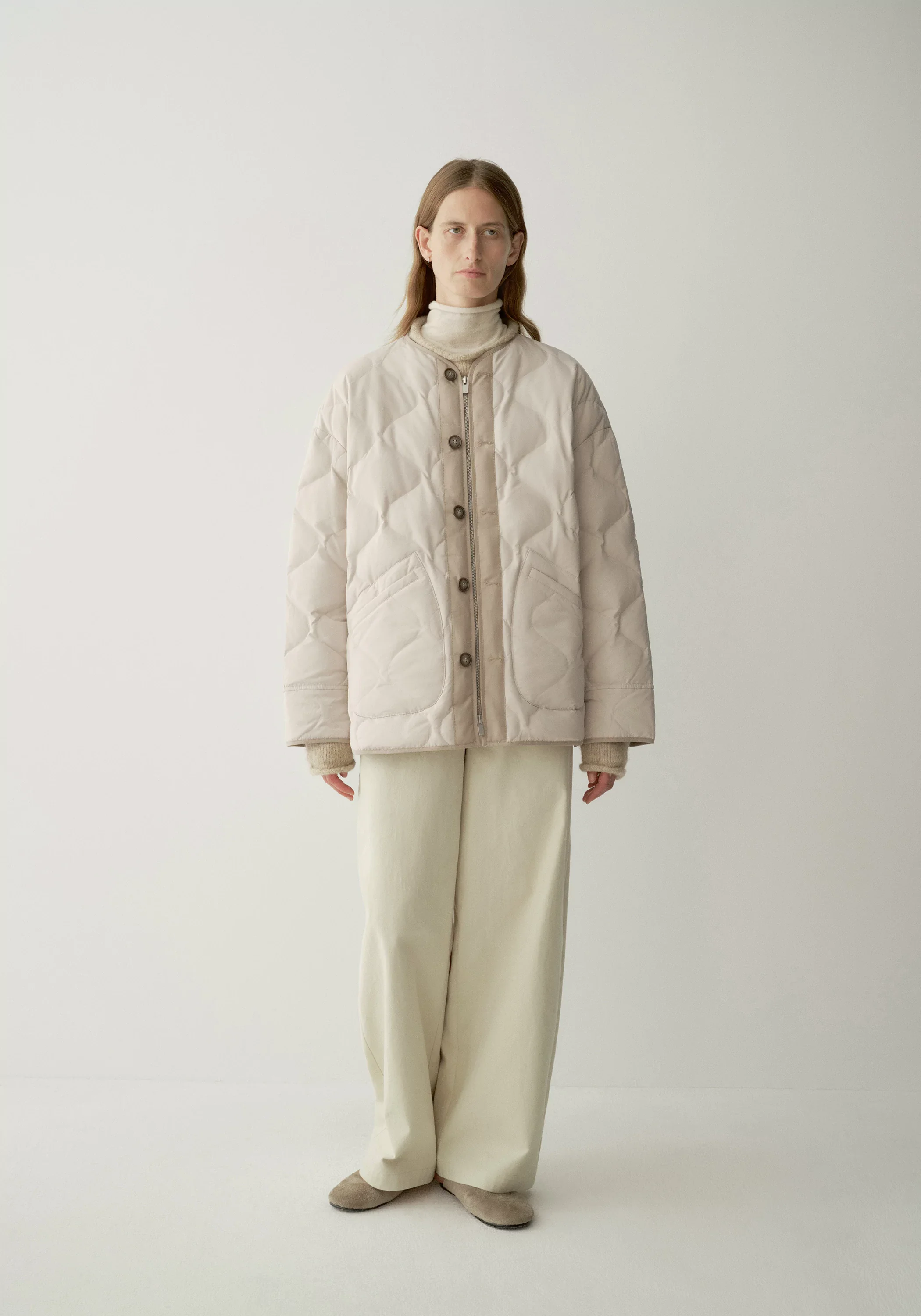 Short Contrast-panel Down Jacket - Image 22