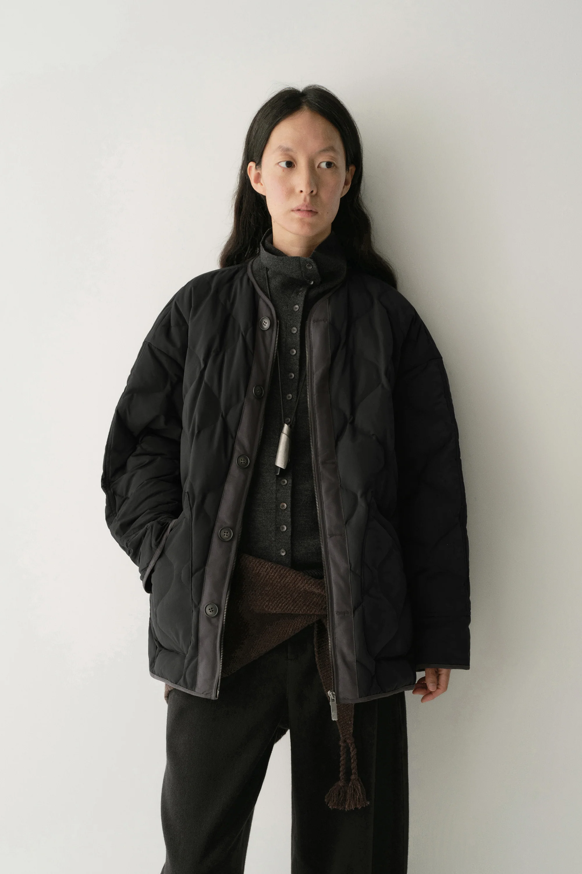 Short Contrast-panel Down Jacket - Image 3