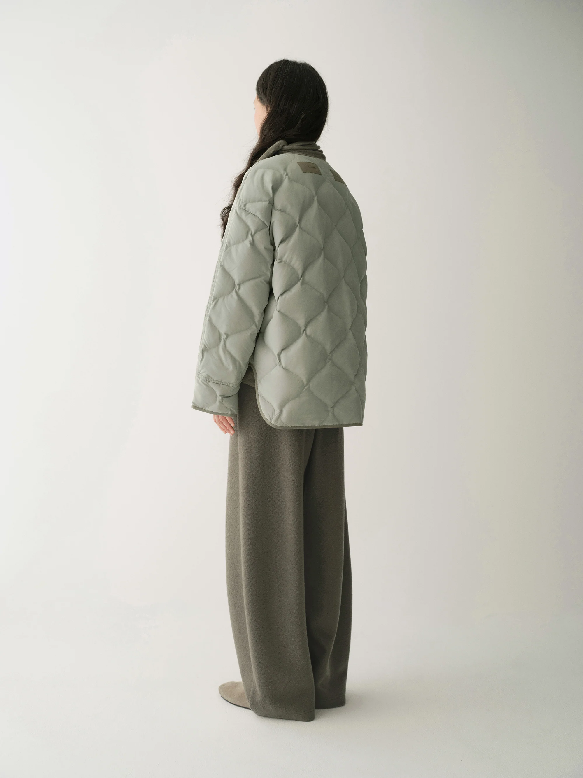 Short Contrast-panel Down Jacket - Image 6
