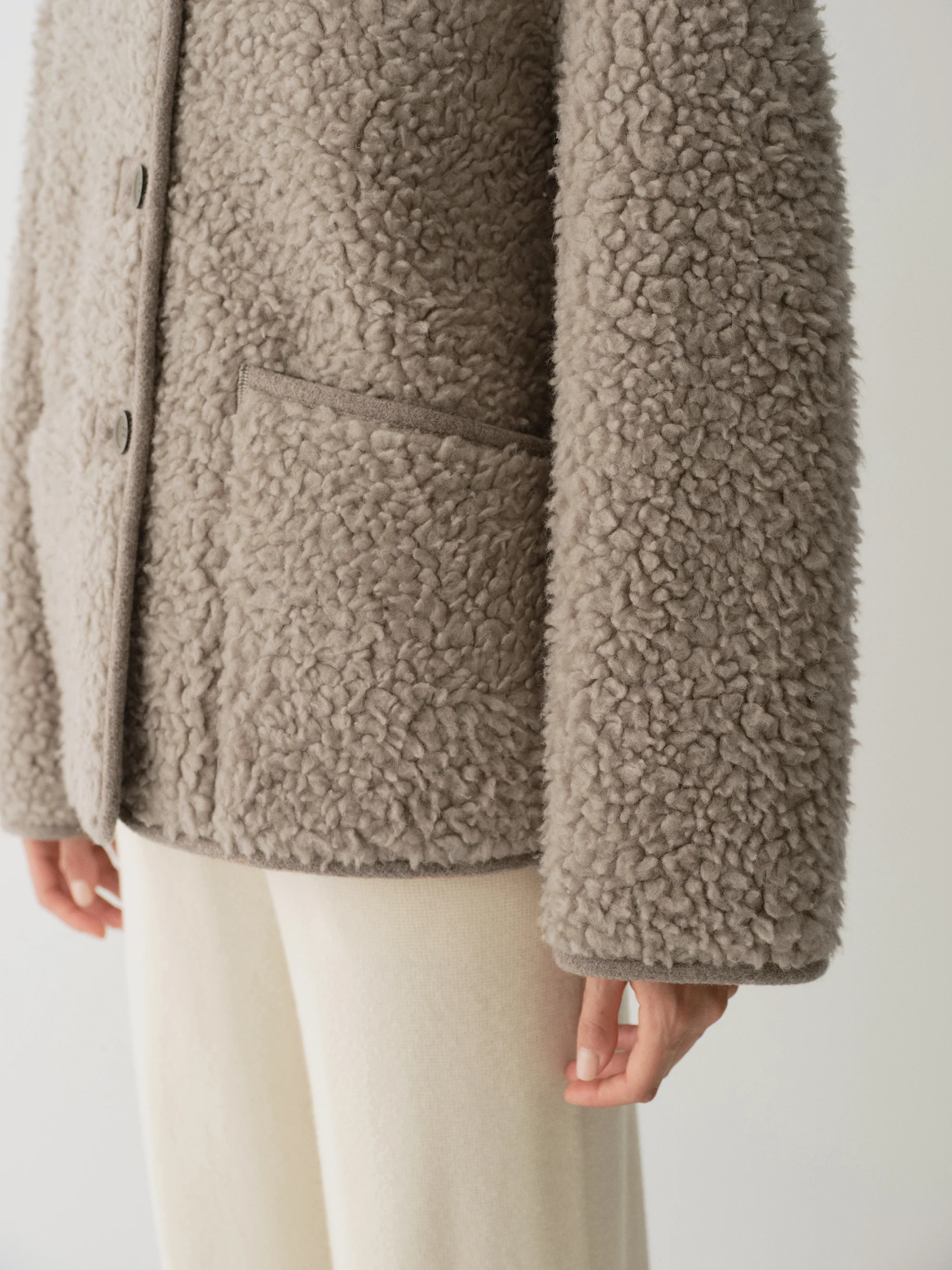 V-Neck Trimmed Wool  Jacket - Image 25