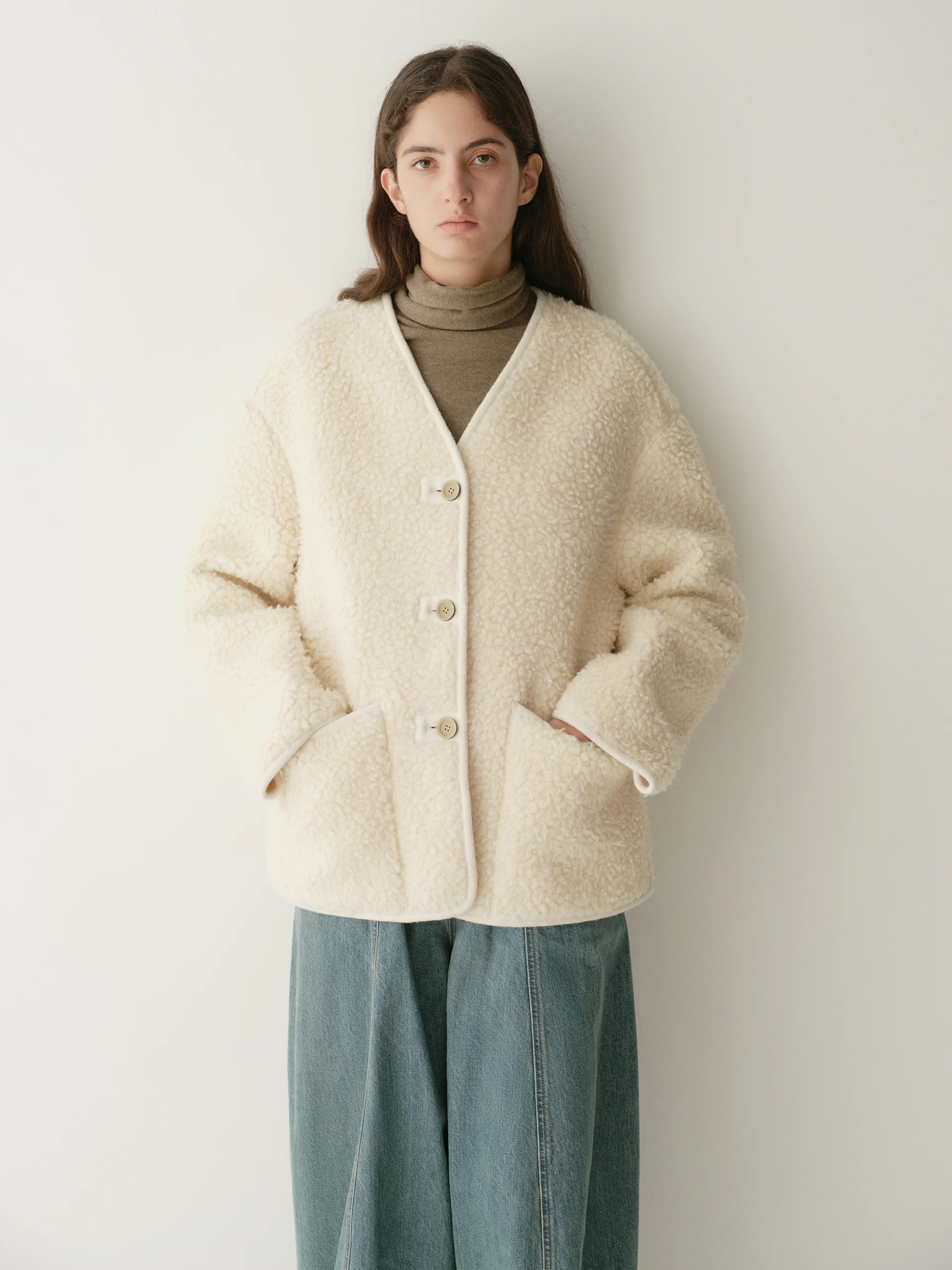 V-Neck Trimmed Wool  Jacket - Image 7