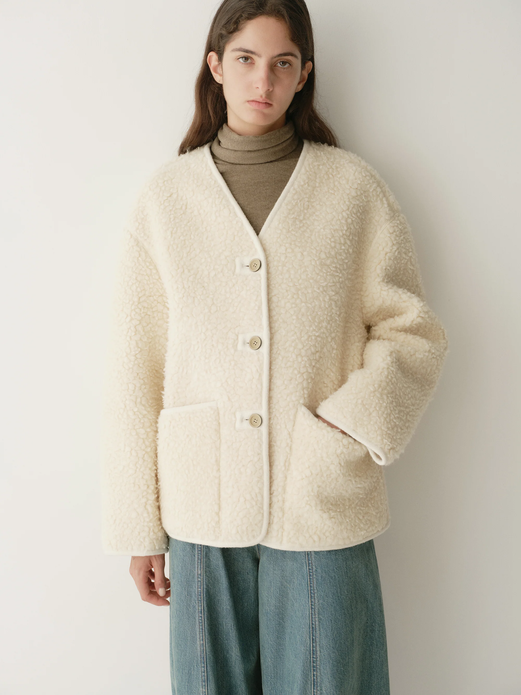 V-Neck Trimmed Wool  Jacket - Image 8