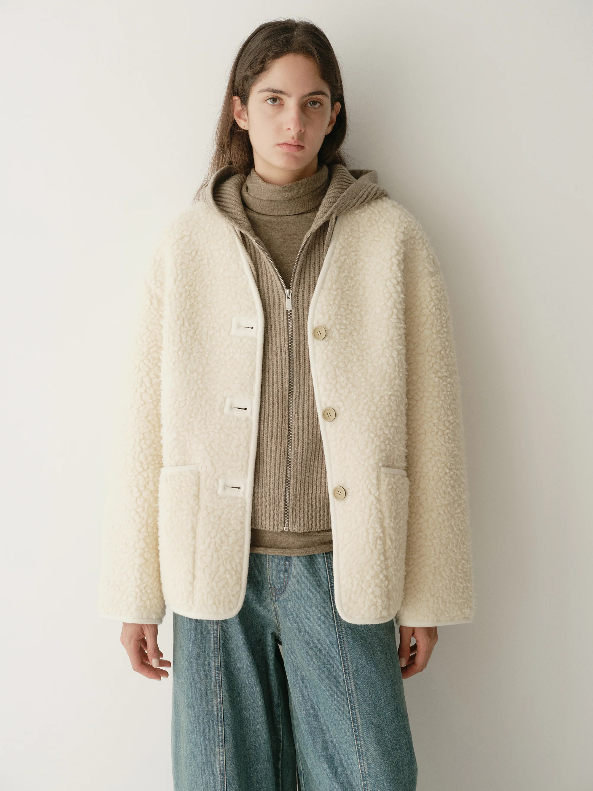 V-Neck Trimmed Wool  Jacket - Image 9