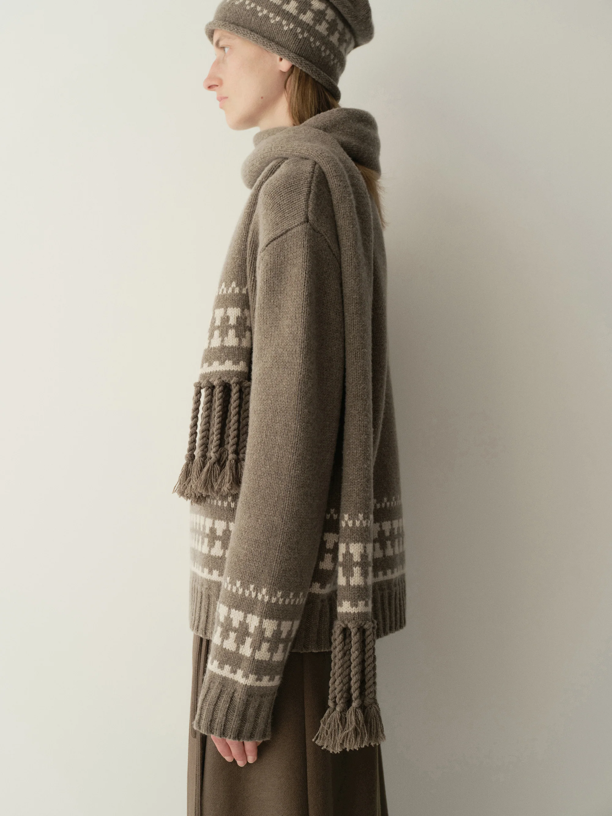 Fair Isle Handwovn Scarf - Image 15