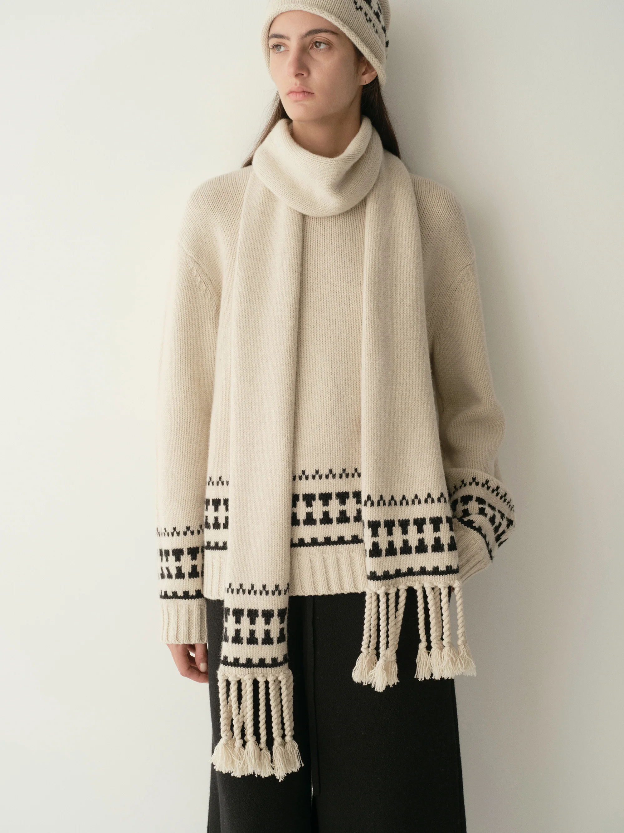 Fair Isle Handwovn Scarf - Image 4