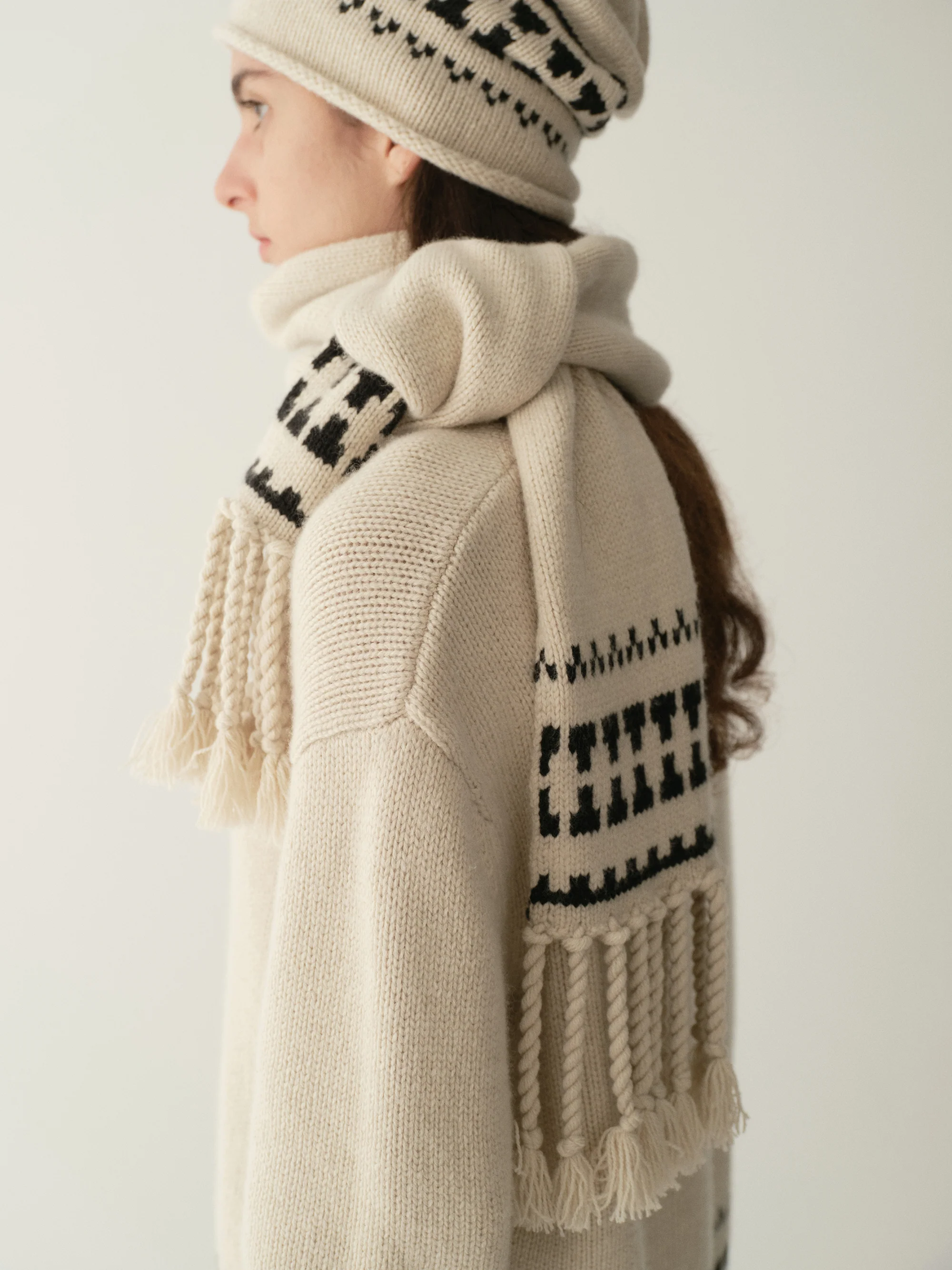 Fair Isle Handwovn Scarf - Image 7