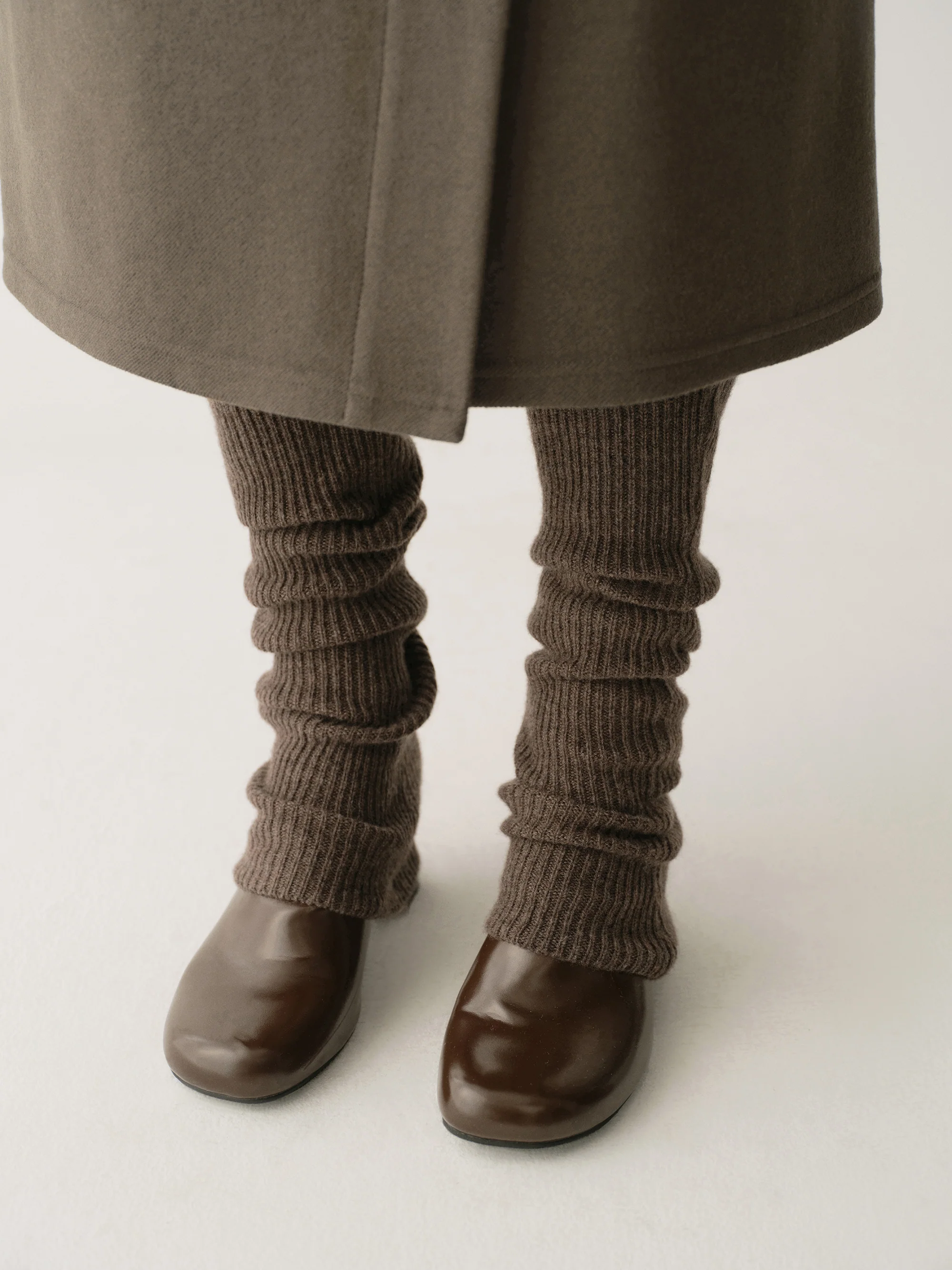 Wool Knit Slouch Leg Warmers - Image 12