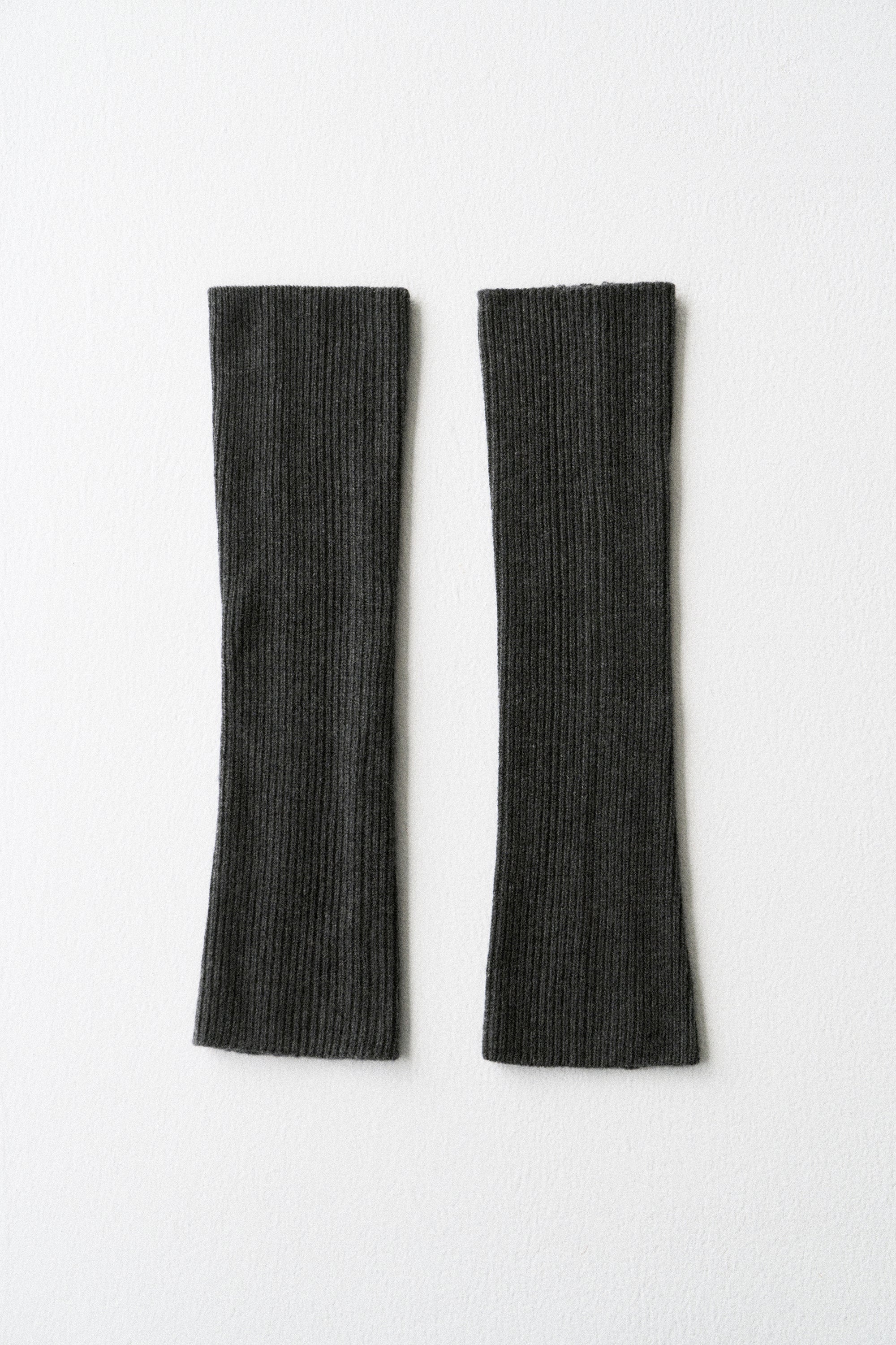 Wool Knit Slouch Leg Warmers - Image 15