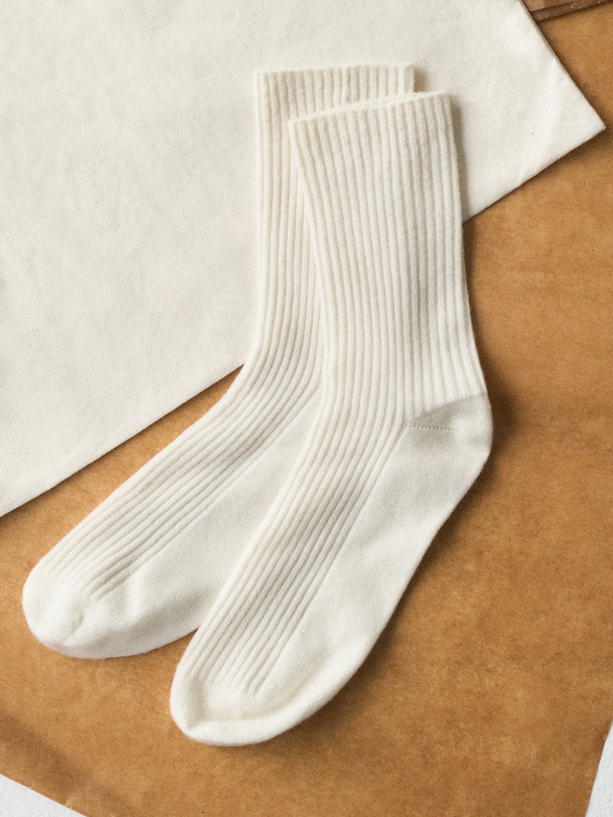 Wool Ribbed Knit Mid-calf Socks - Image 11