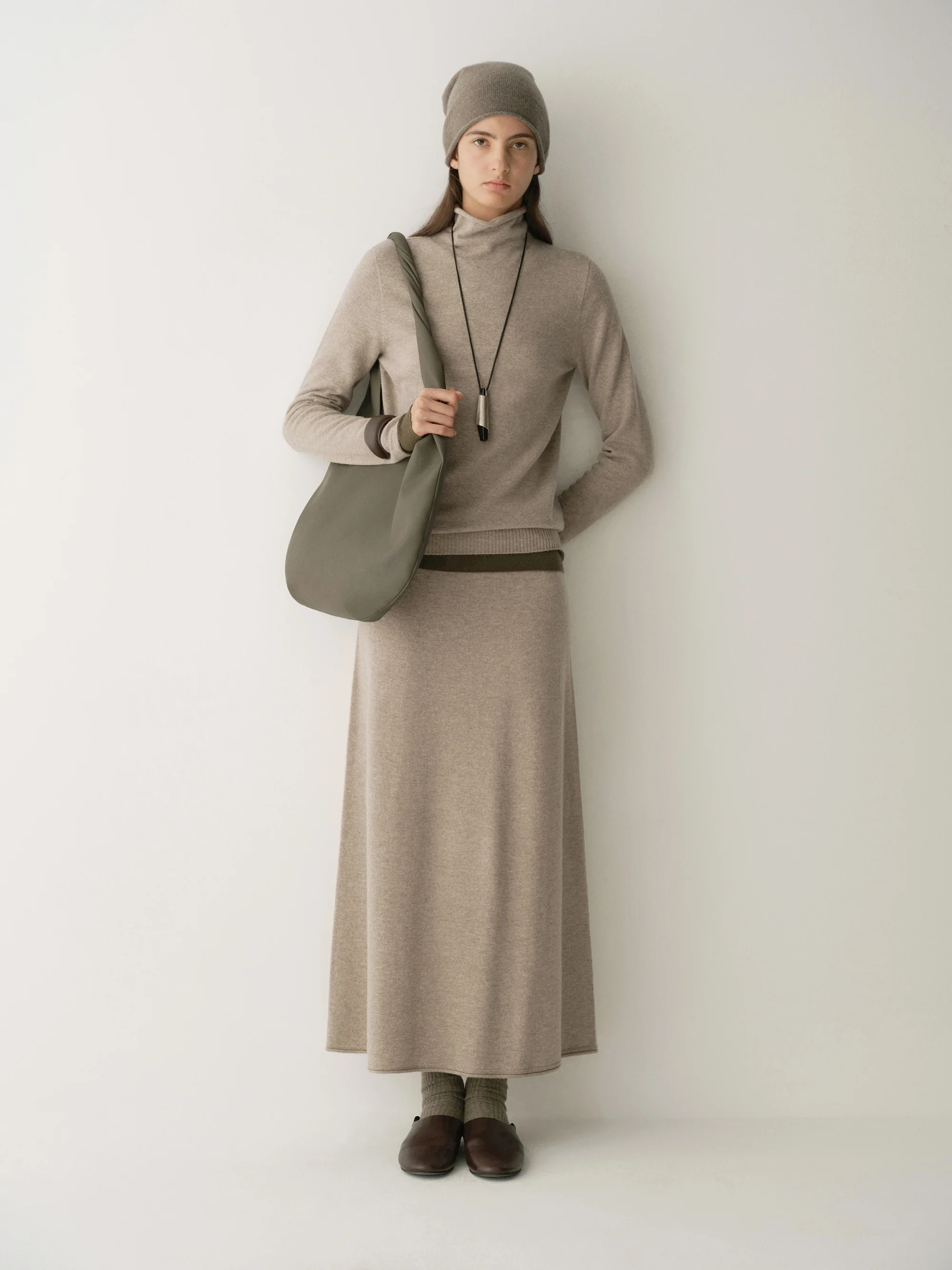 Large Knot-detail Shoulder Moon Bag - Image 4