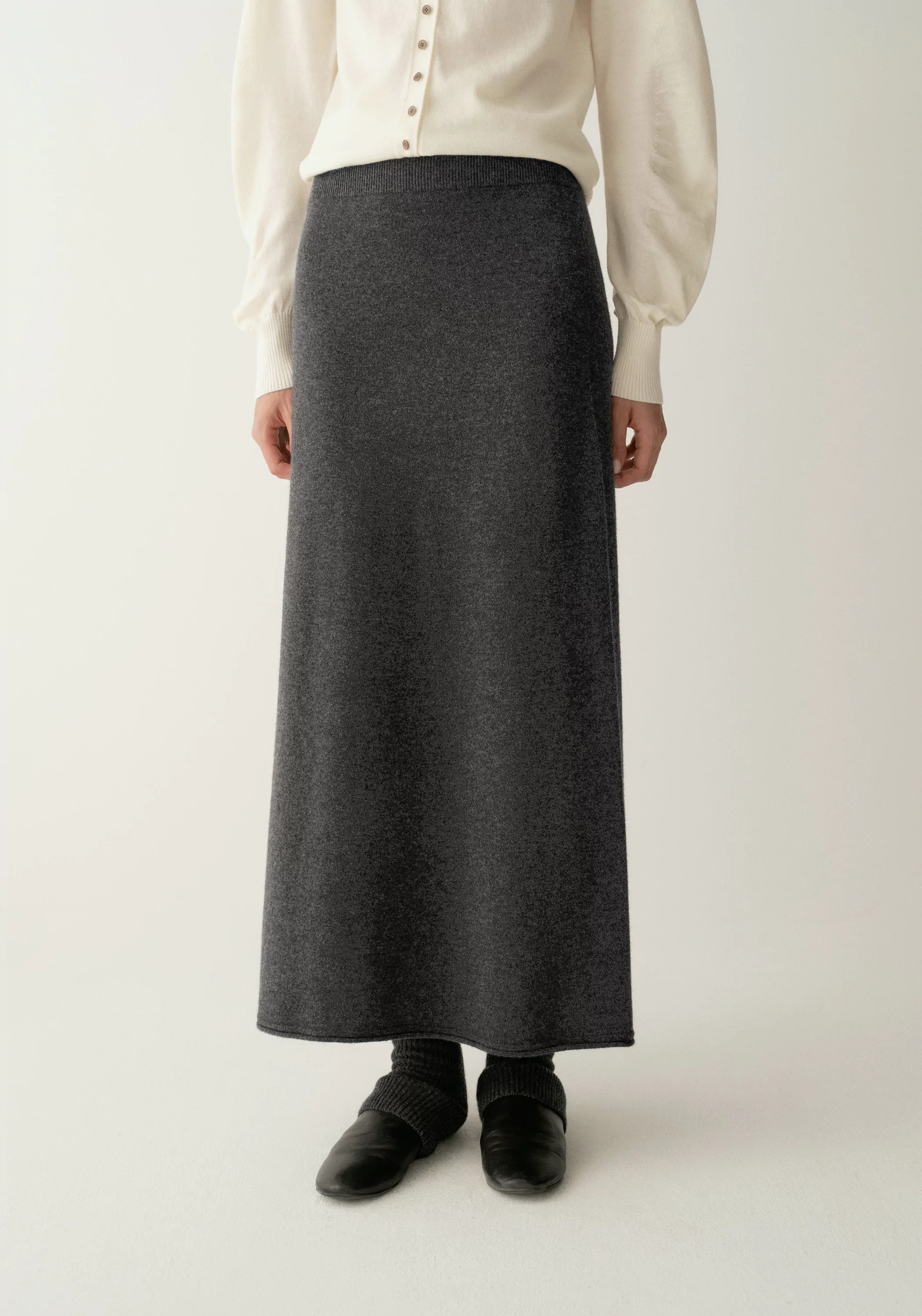 Wool-cashmere Elastic-Waist Straight Midi Skirt - Image 6