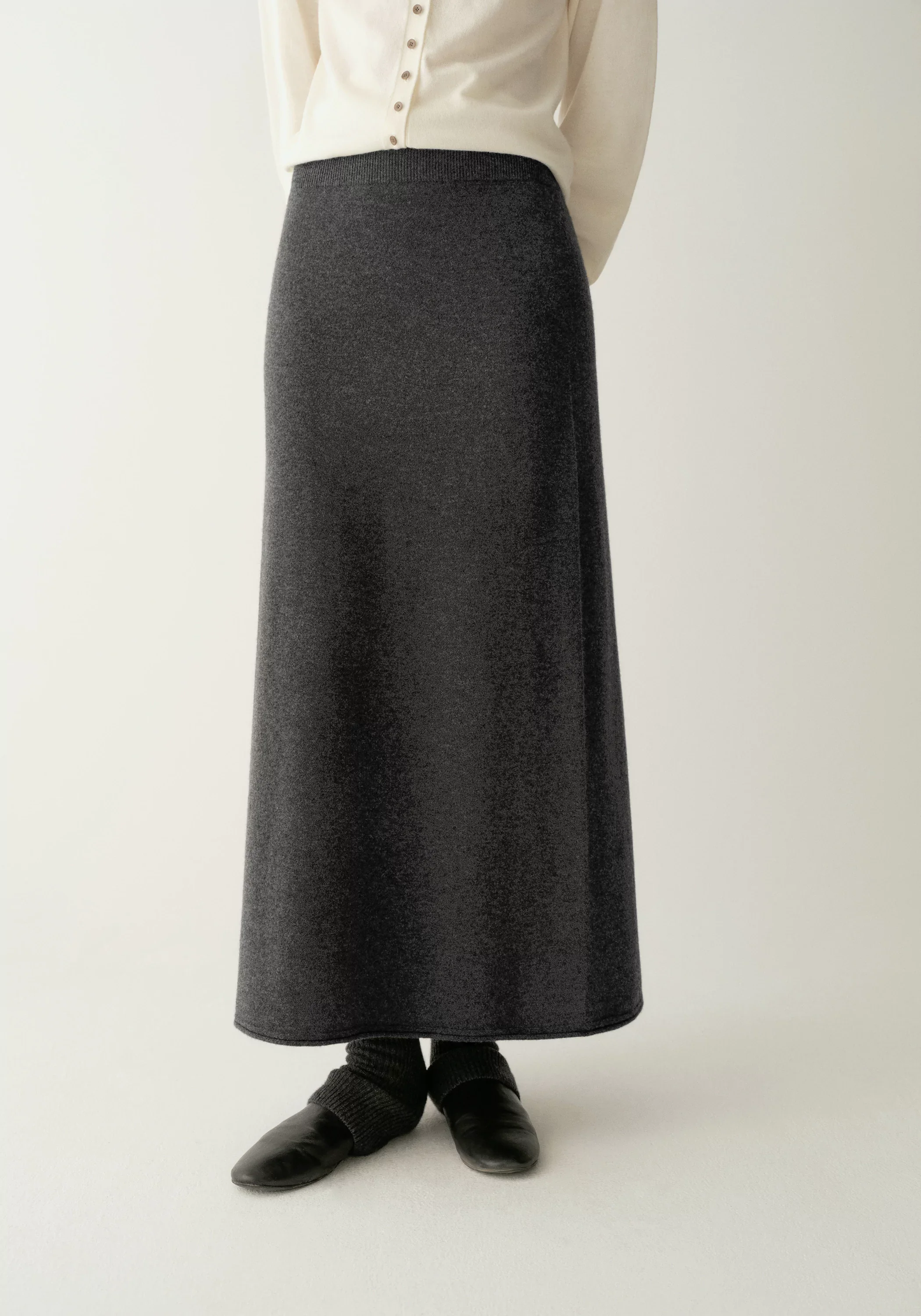 Wool-cashmere Elastic-Waist Straight Midi Skirt - Image 7