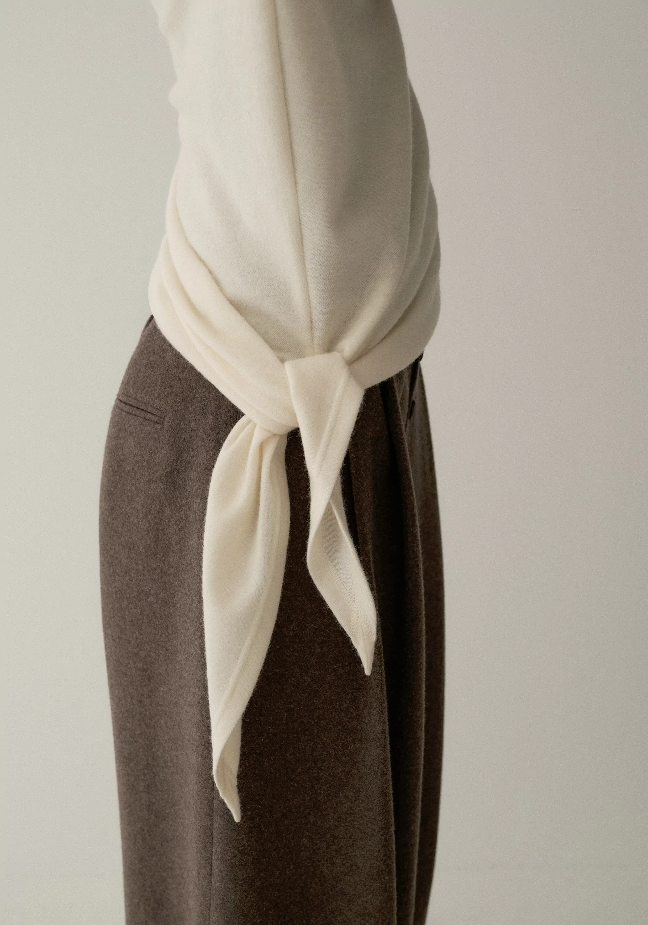 Gathered Knot-detail Turtleneck Knit Top - Image 11