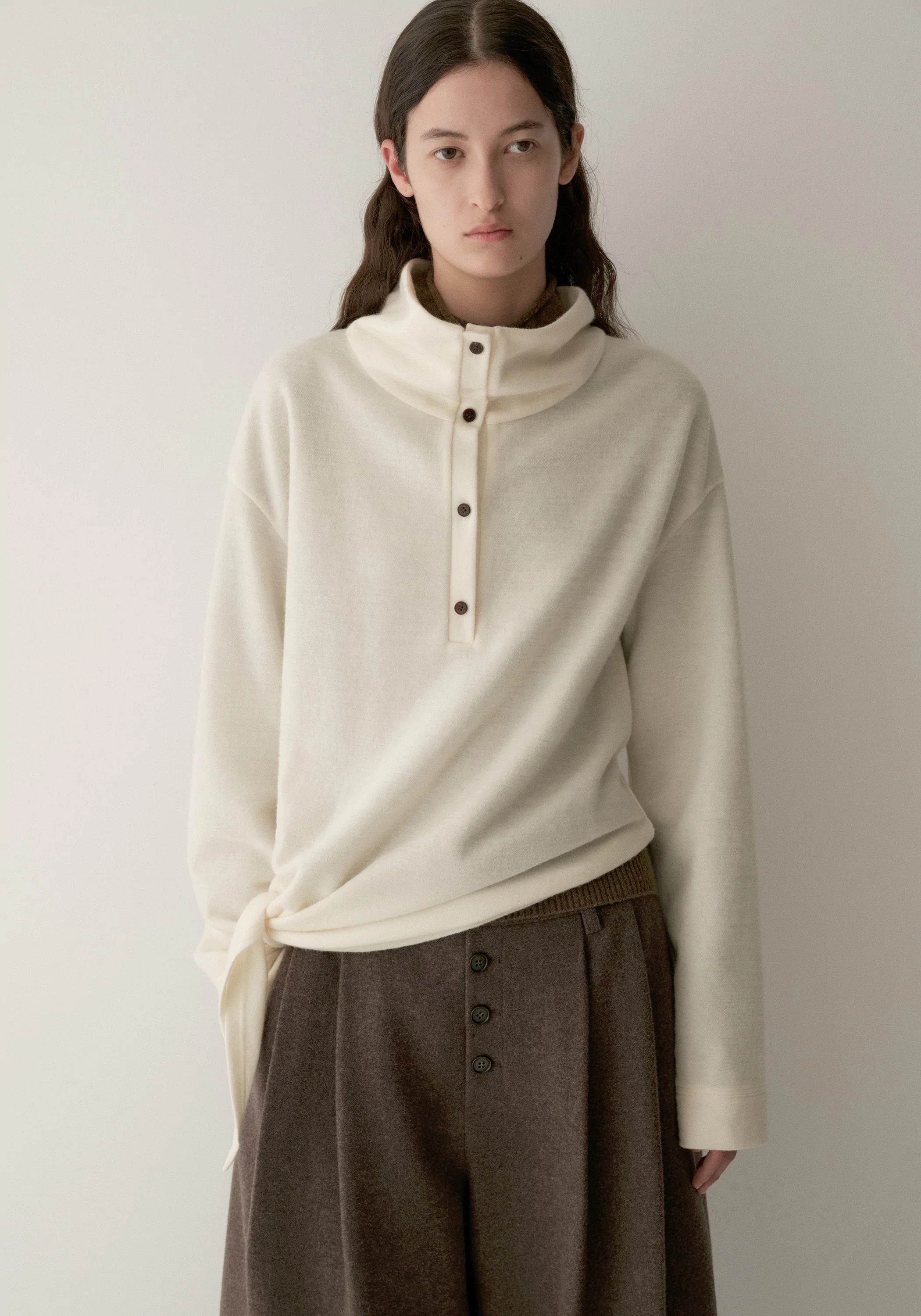 Gathered Knot-detail Turtleneck Knit Top - Image 7