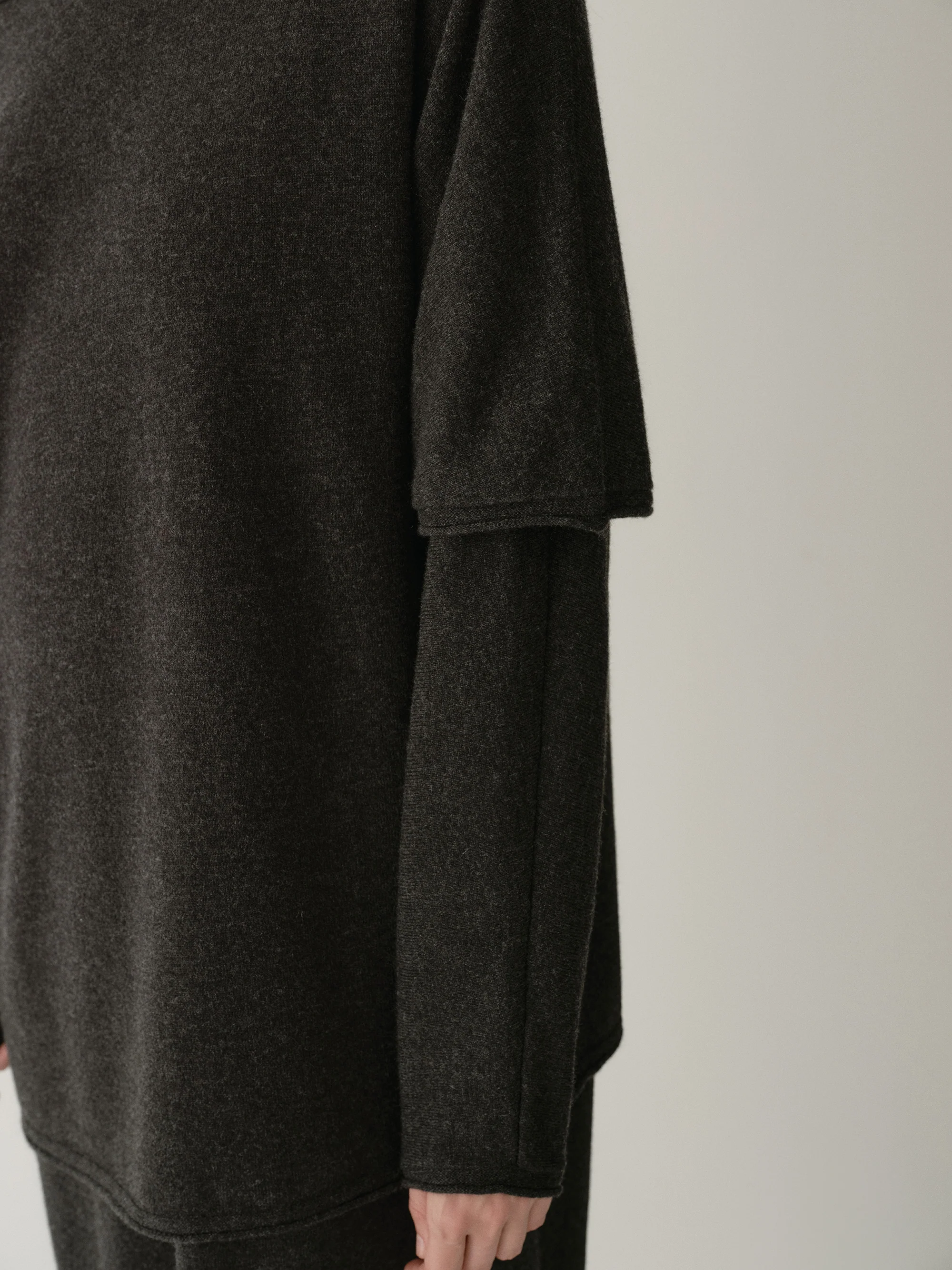 Merino Wool Knitted Top - Image 18