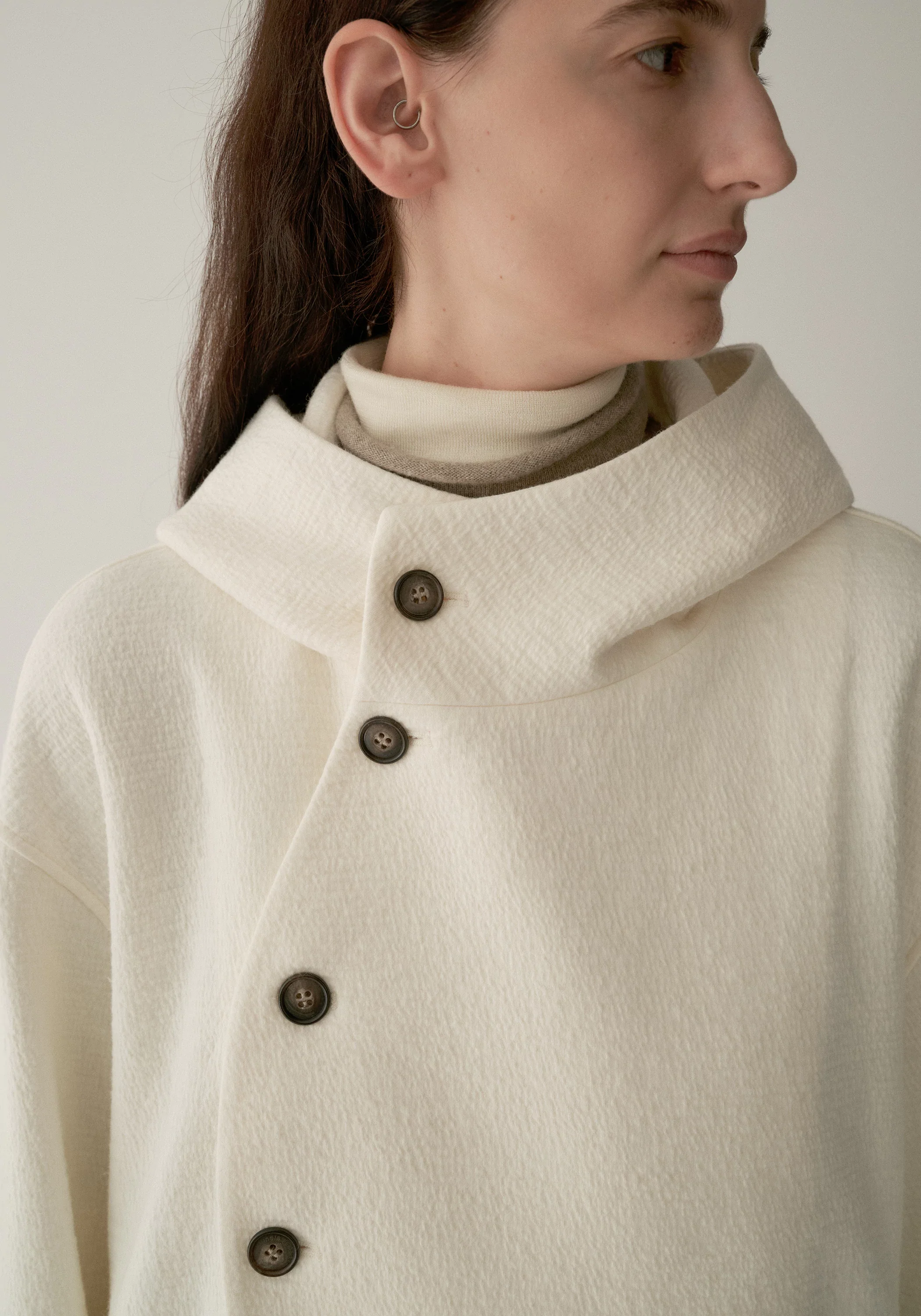 Curved Asymmetric Placket Hooded Sweatshirt - Image 12