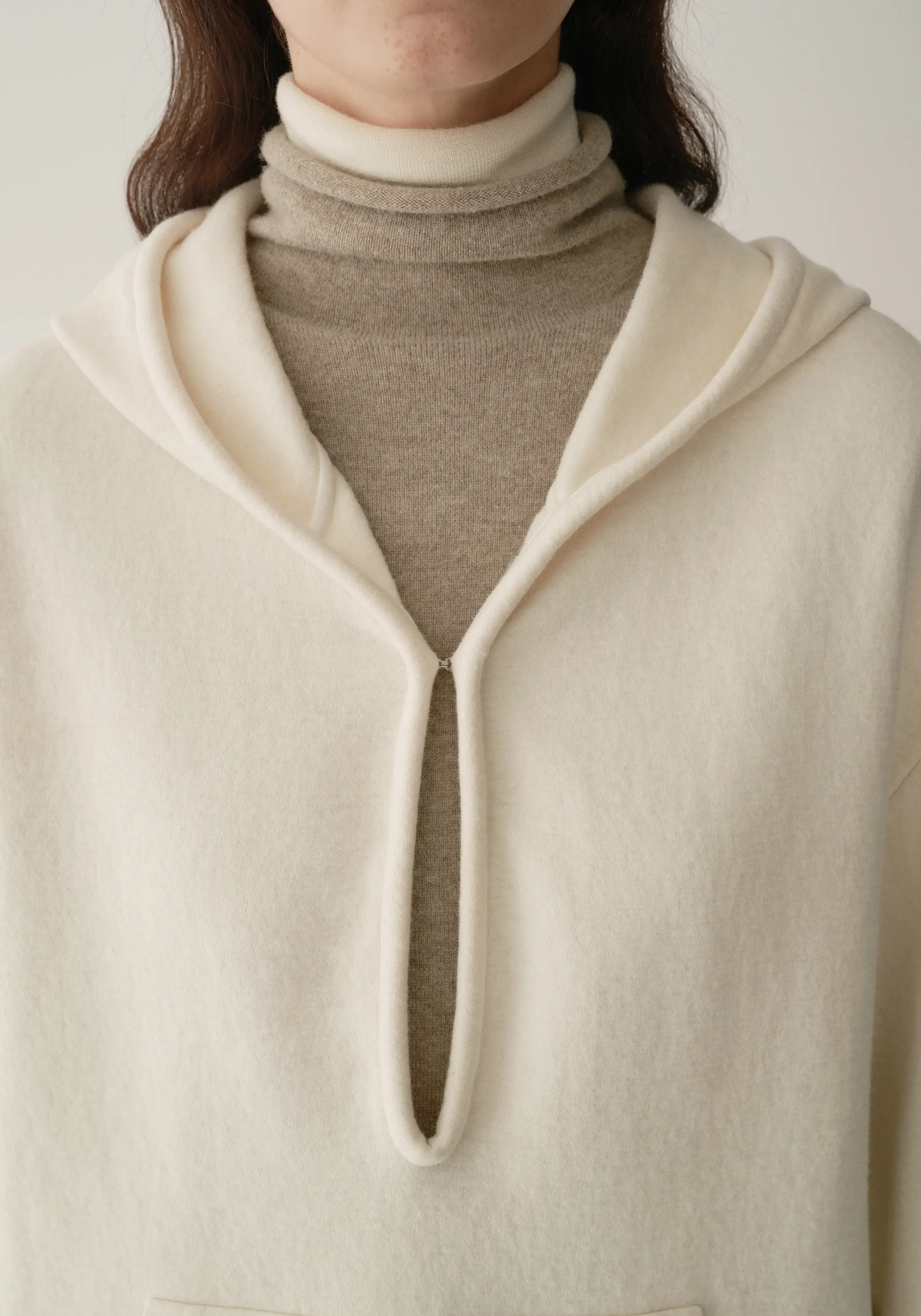 Two-way Wool Hoodie - Image 13