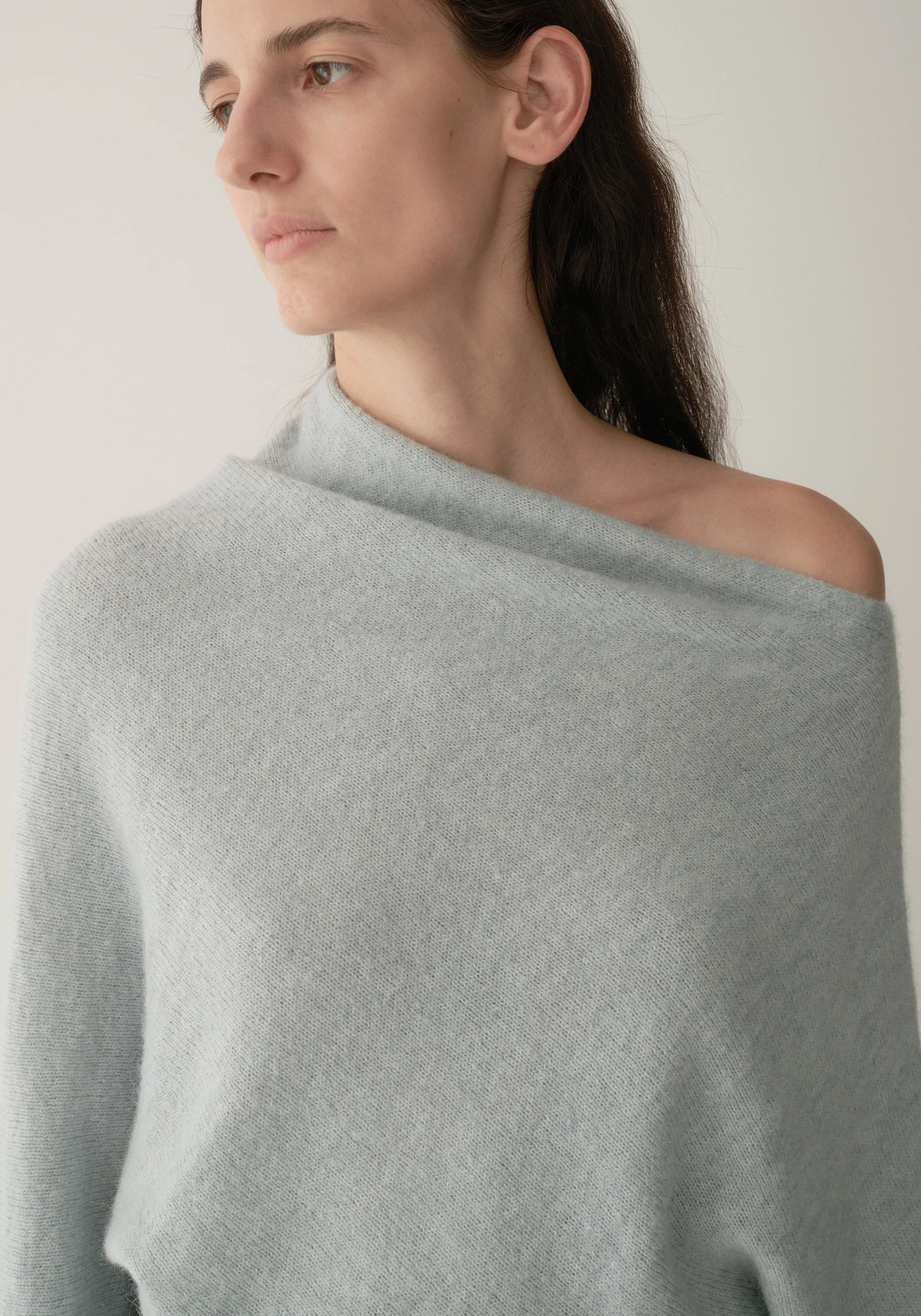 Two-way Knitted Wool Top - Image 15