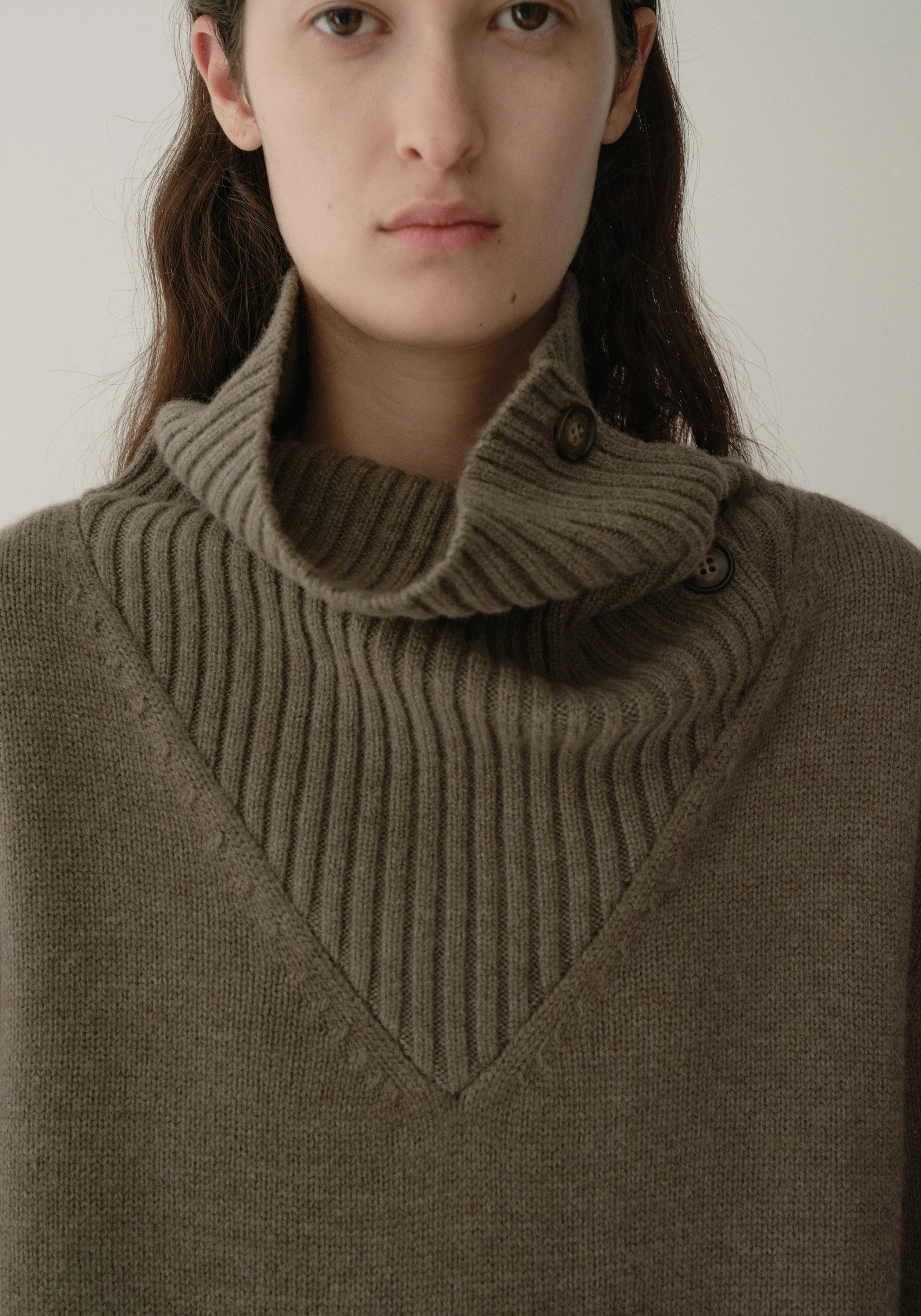 Two-way Merino Wool Pullover - Image 10