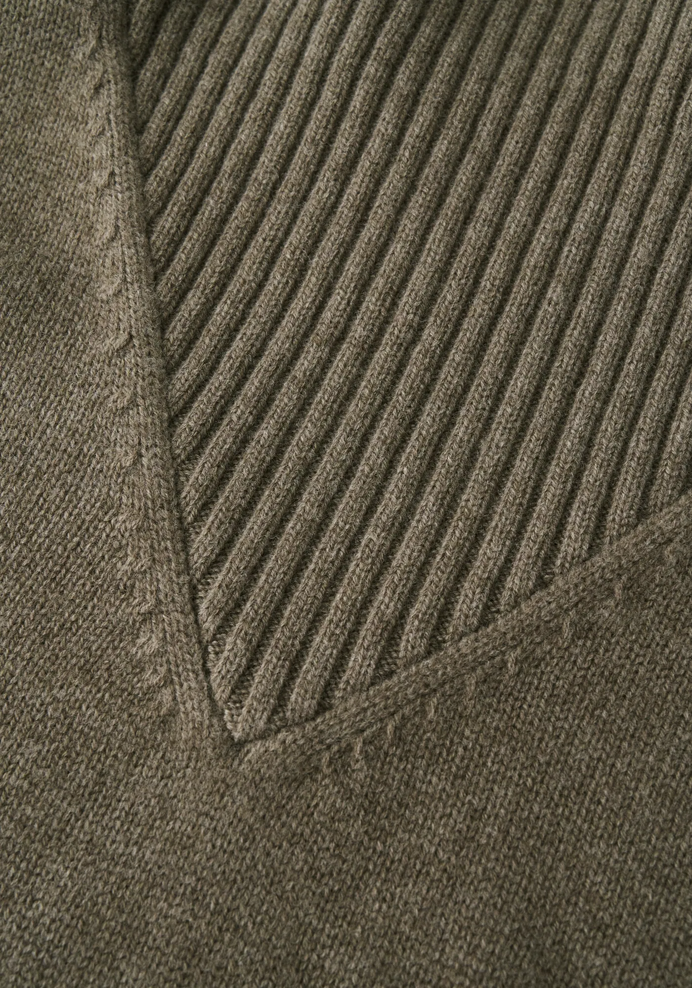 Two-way Merino Wool Pullover - Image 15
