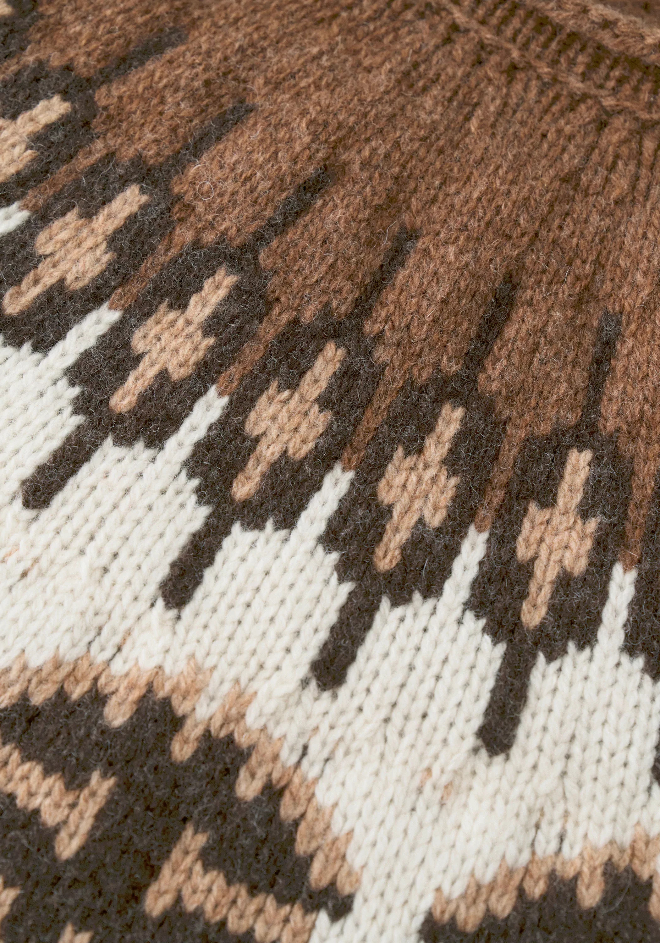 Merino Wool Fair Isle Pullover - Image 10