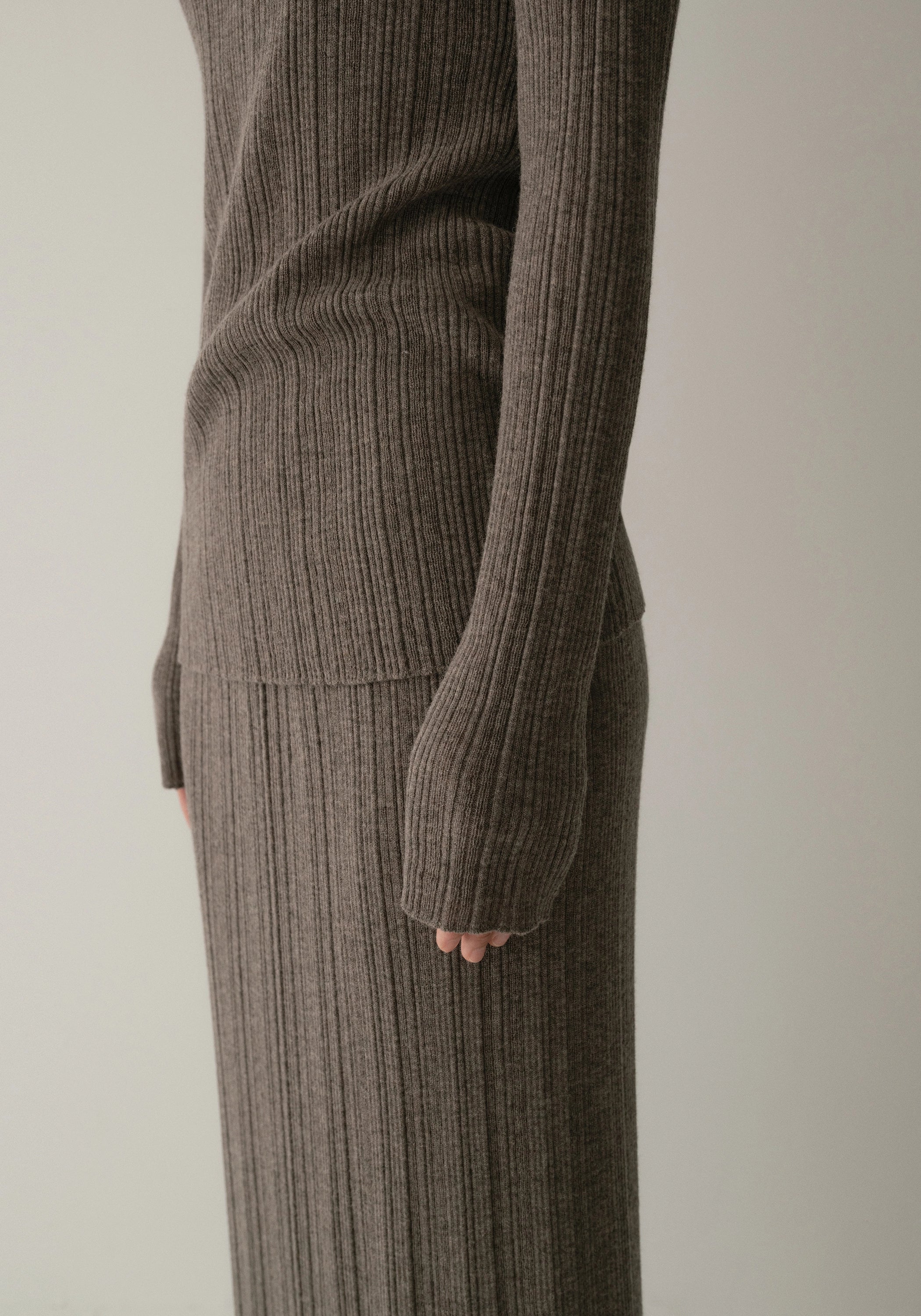 Merino Wool High-neck Striped Top - Image 10