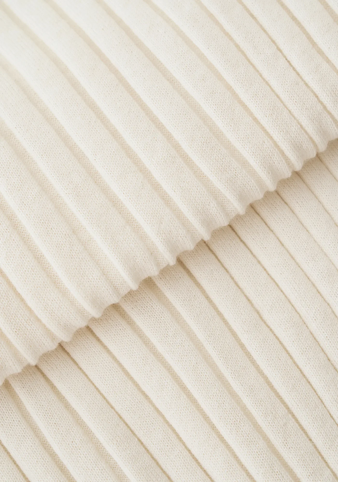 Two-way Merino Wool Seamless Top - Image 16