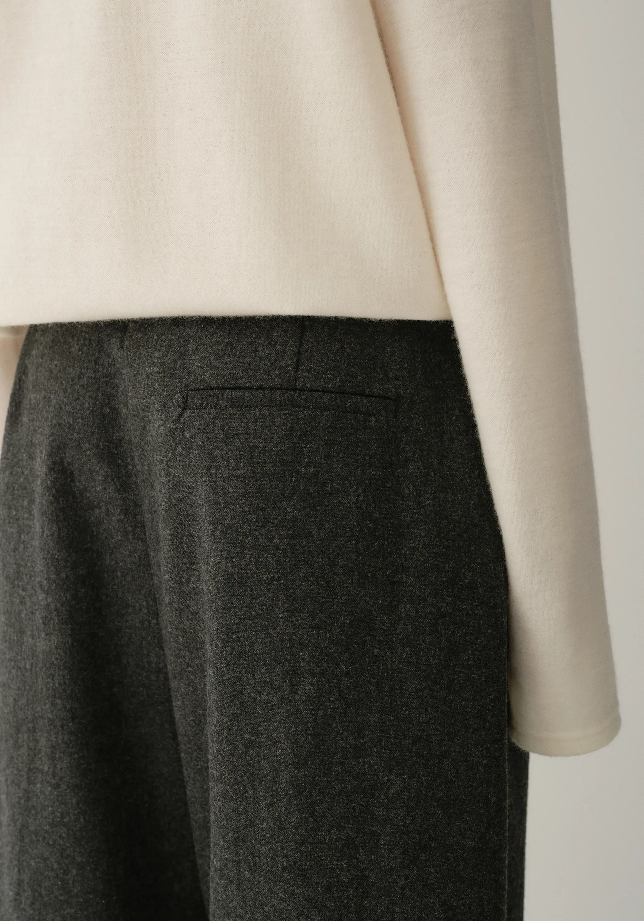 Asymmetric Cropped Pants - Image 12