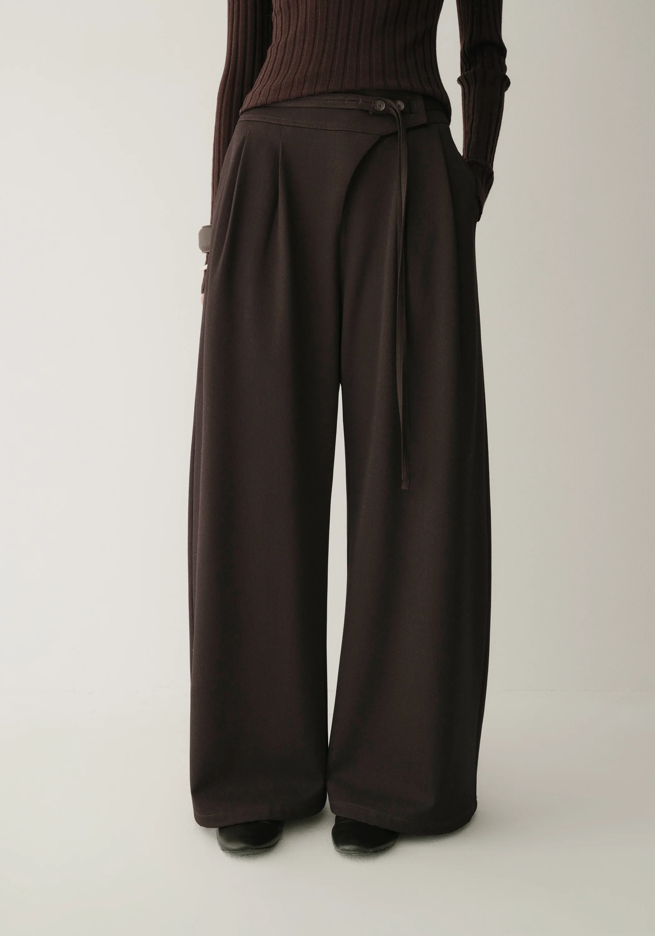 Asymmetric Wide-leg Pants - Image 7