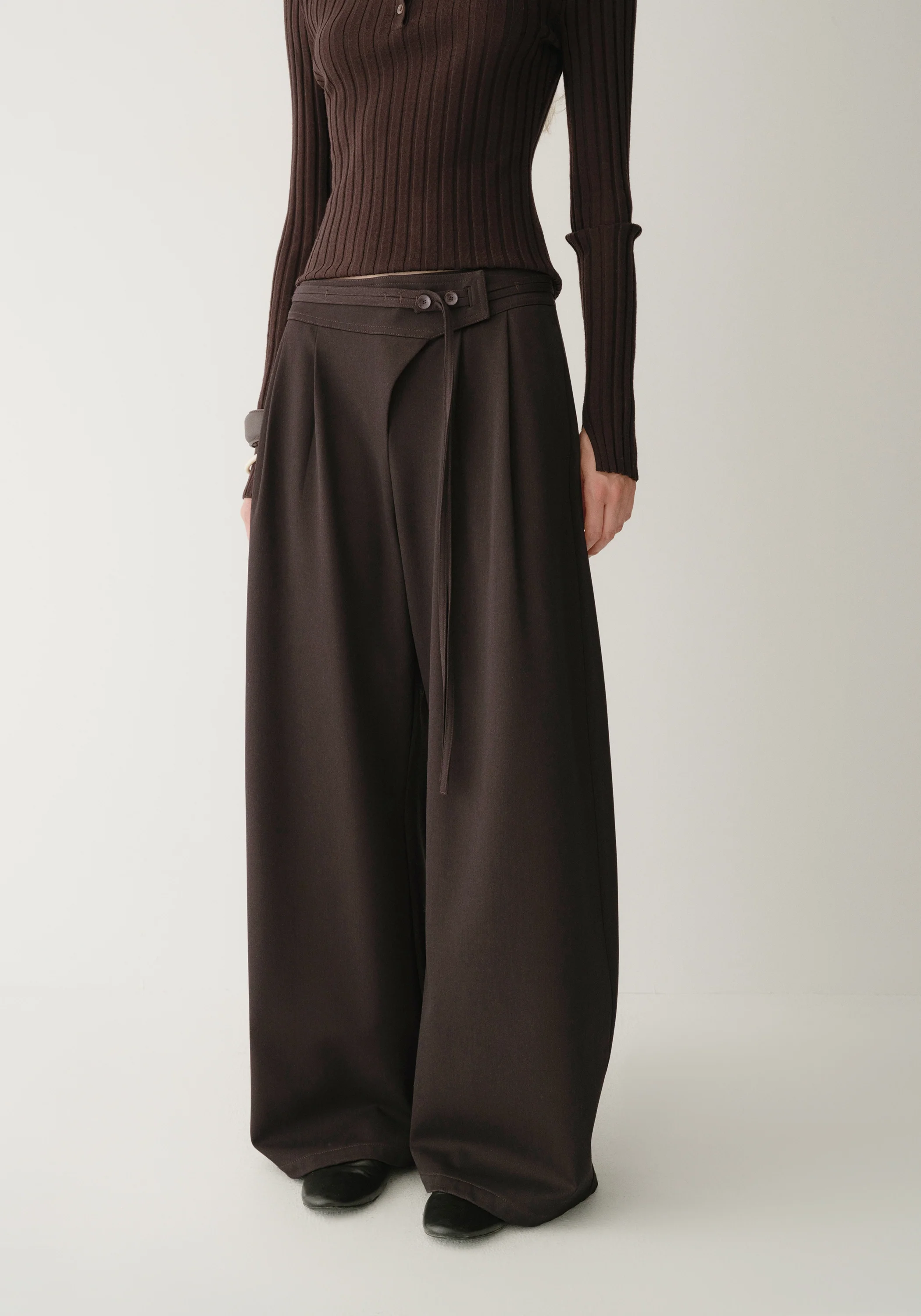 Asymmetric Wide-leg Pants - Image 9
