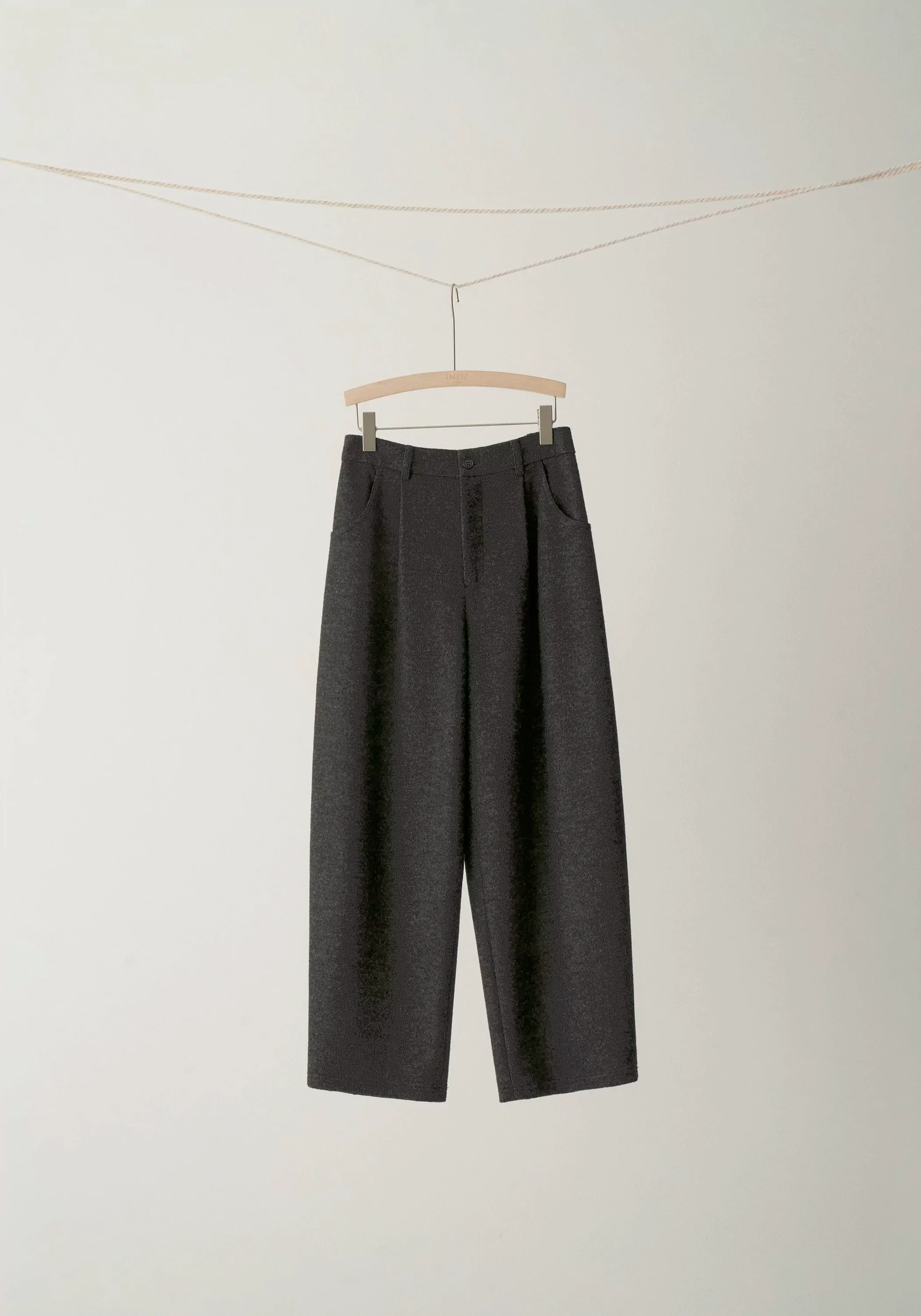 Elasticated Wool Tapered Pants - Image 12