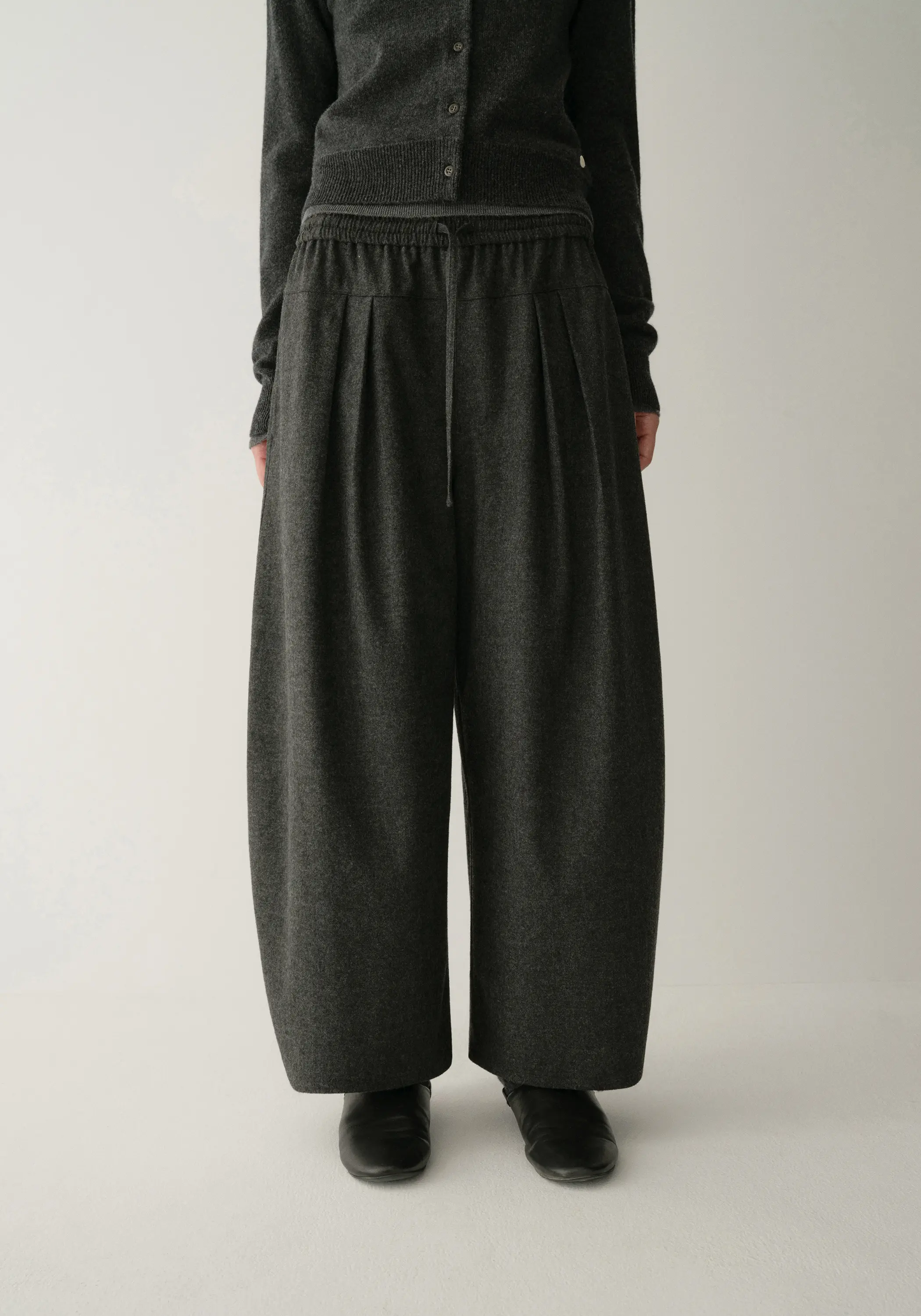 Belted Cropped Pants - Image 6