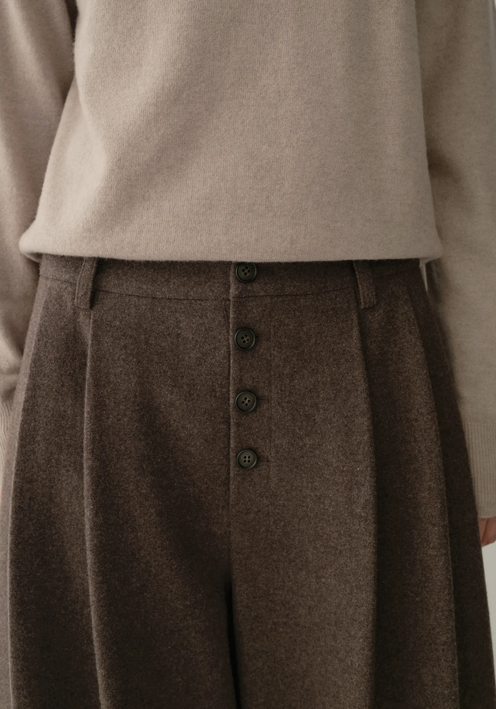 Decorated Ballon Wool Pants - Image 12