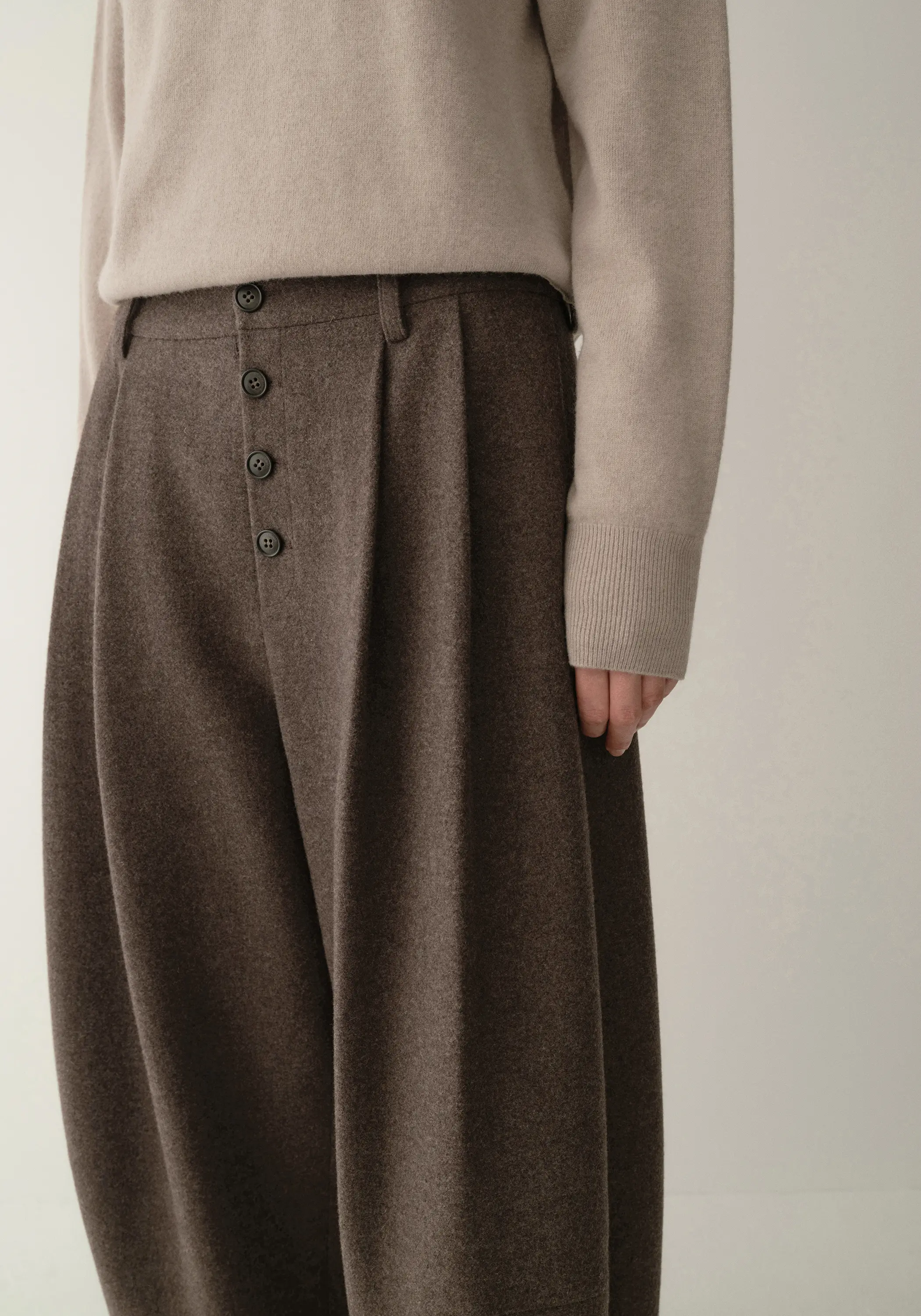Decorated Ballon Wool Pants - Image 13