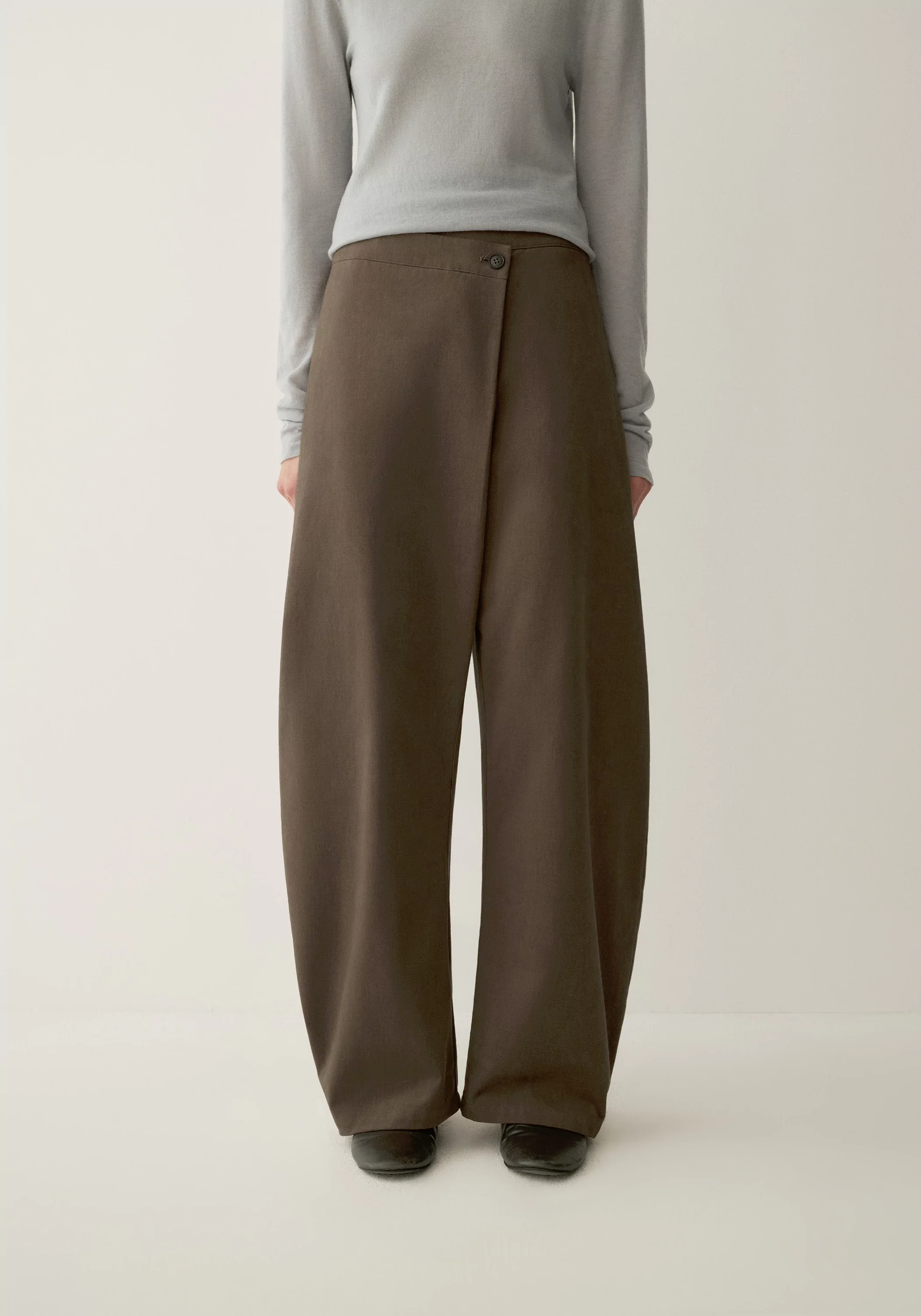 Brushed Split-placket Curved Pants - Image 9