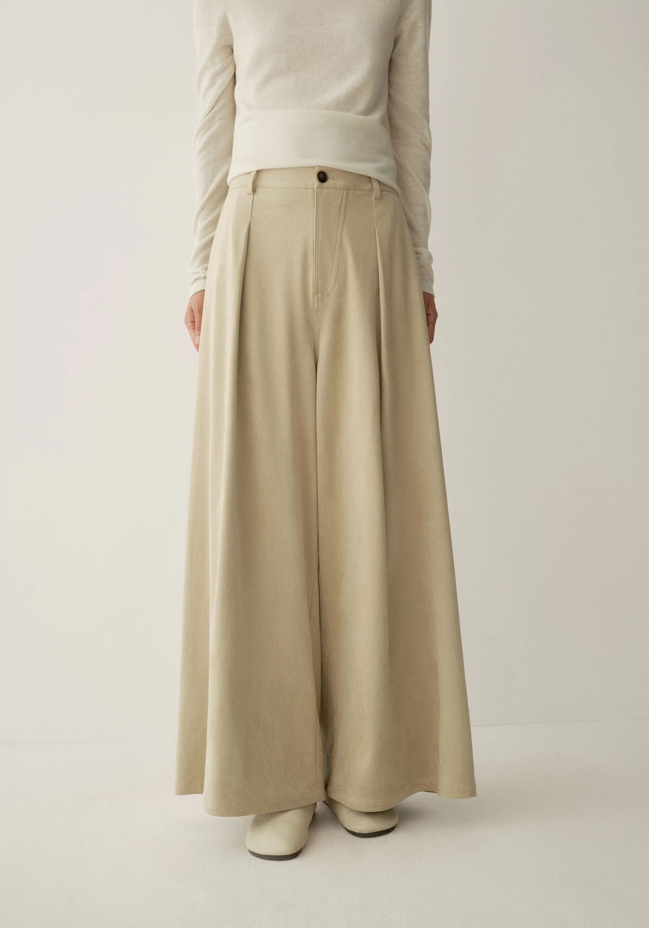 Suede-effect Double-Pleat Pants - Image 15
