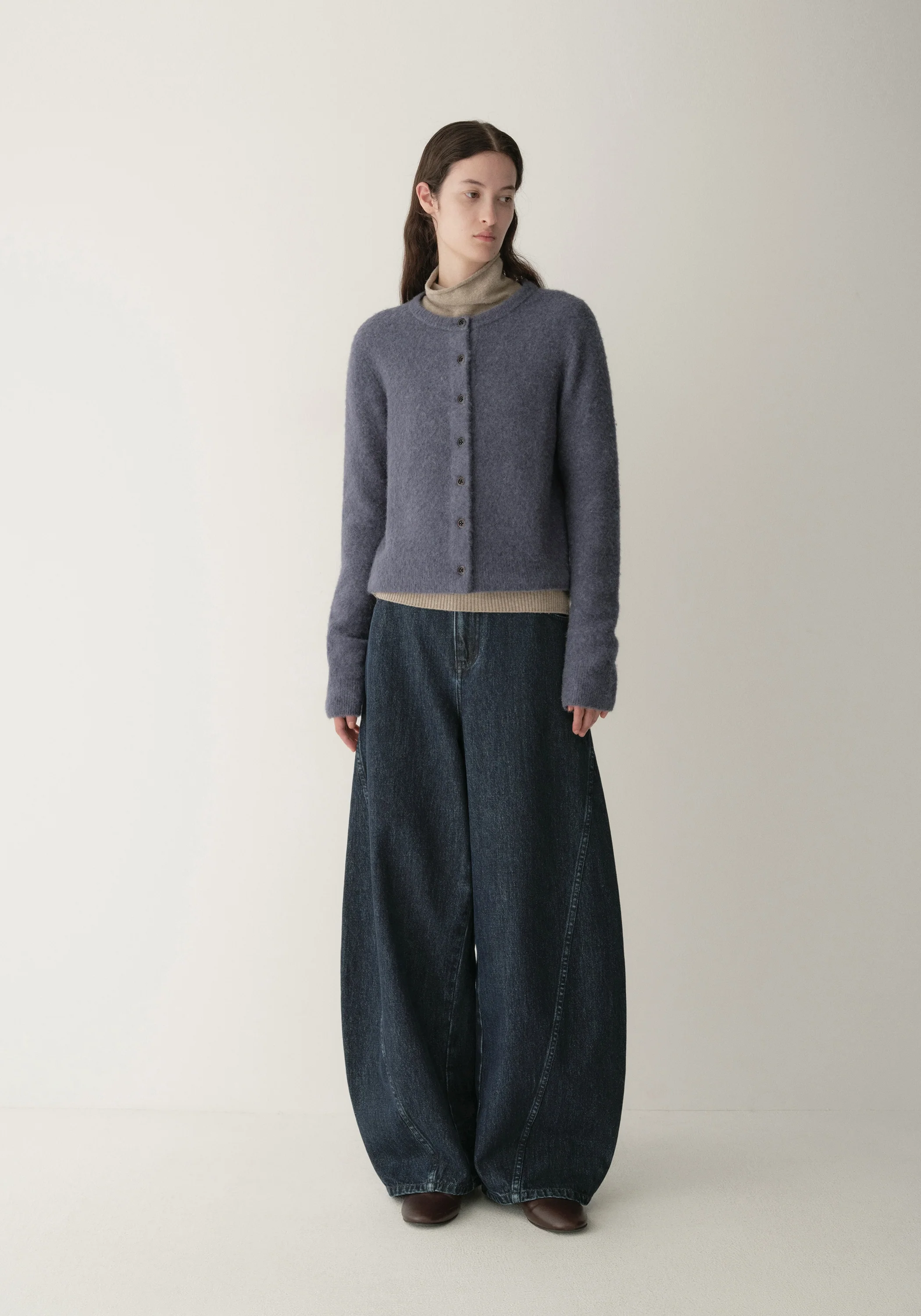 Retro Curved Jeans - Image 3
