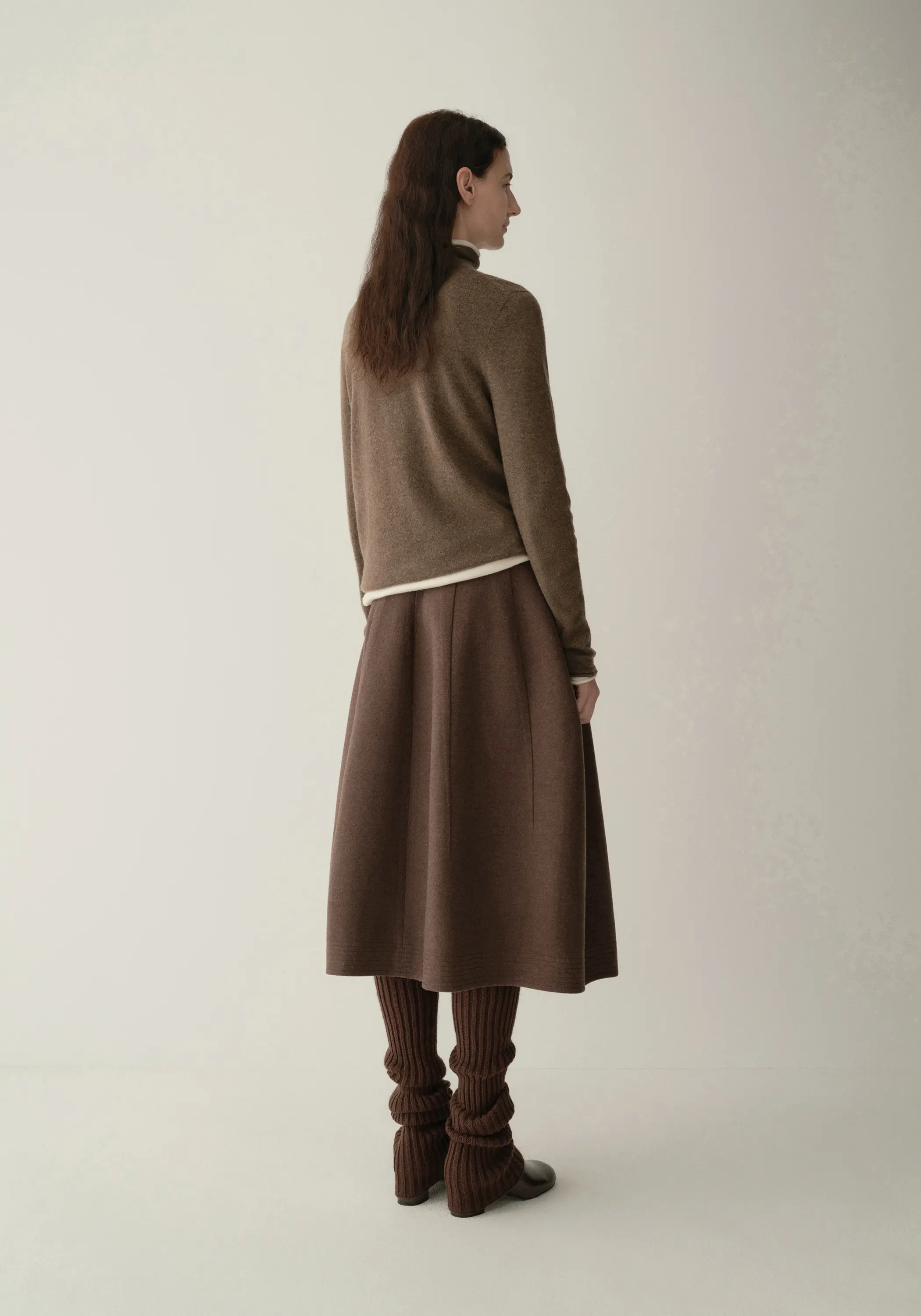 Quilted Cocoon Wool Skirt - Image 13