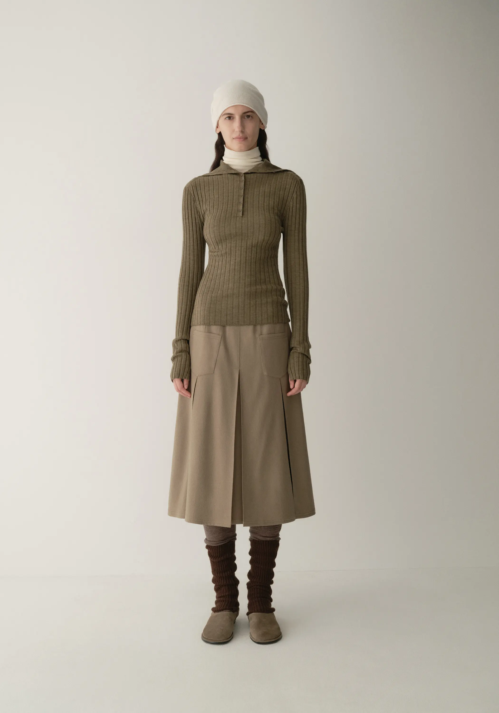 Two-way A-line Wool Skirt - Image 16