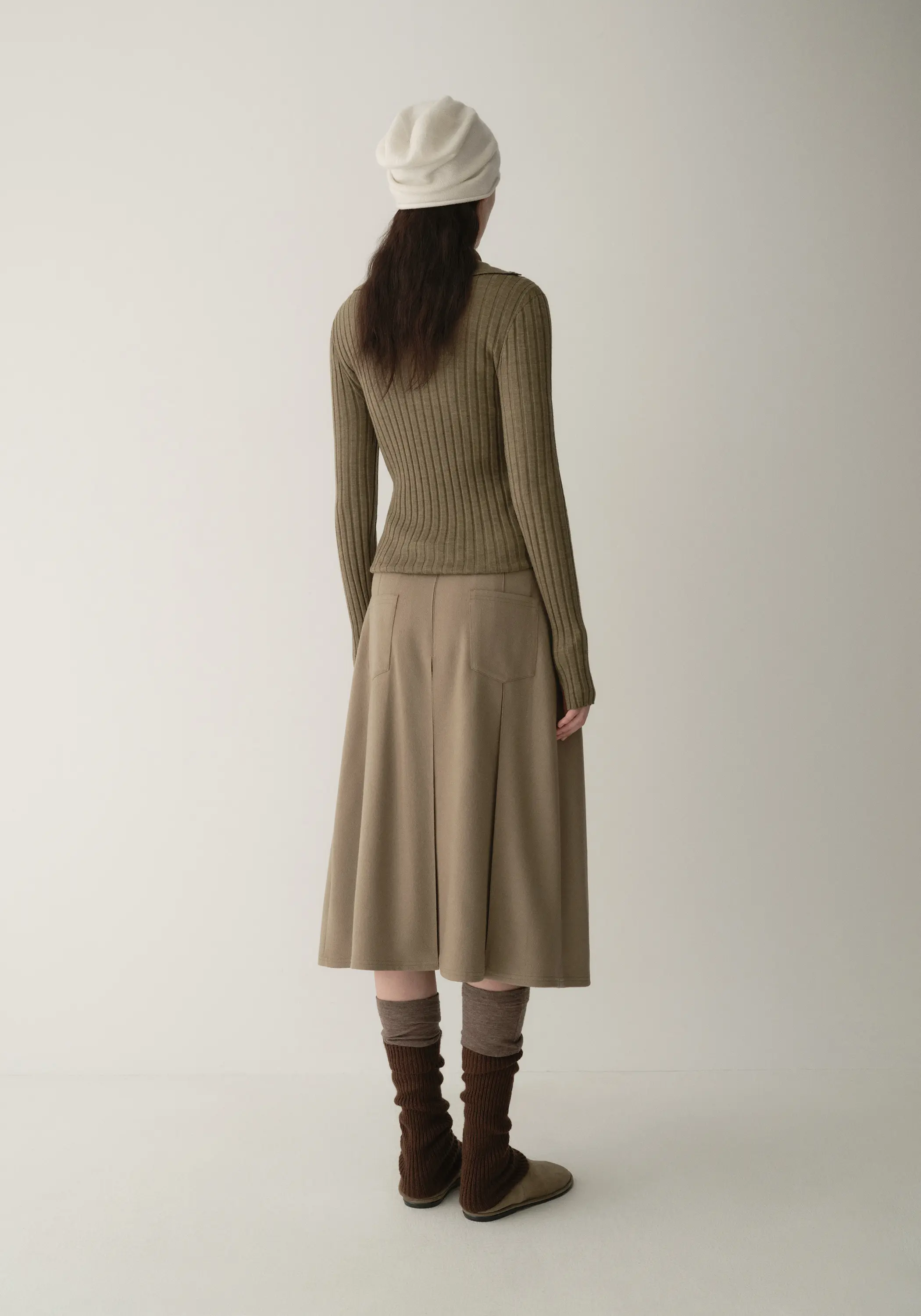 Two-way A-line Wool Skirt - Image 19