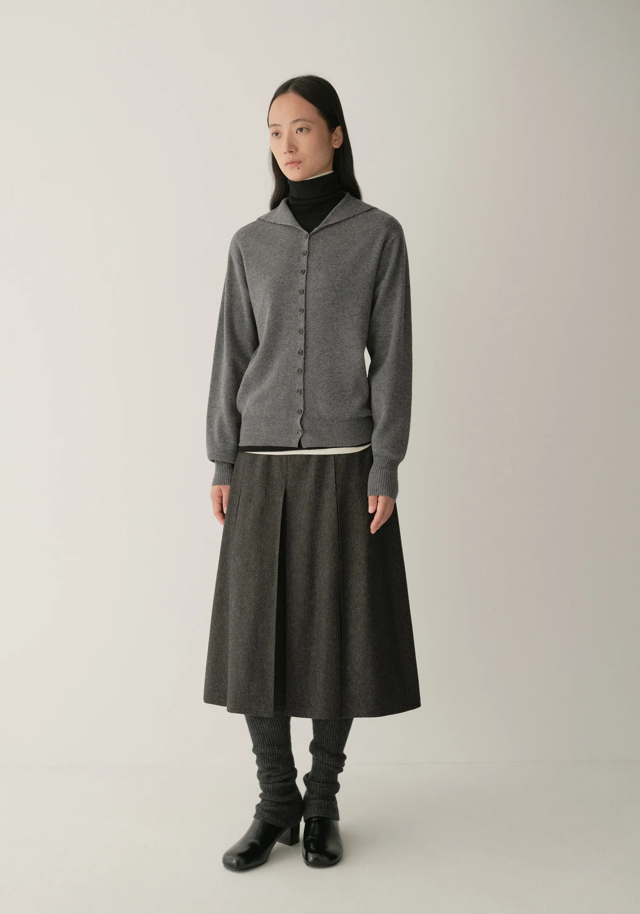 Two-way A-line Wool Skirt - Image 2