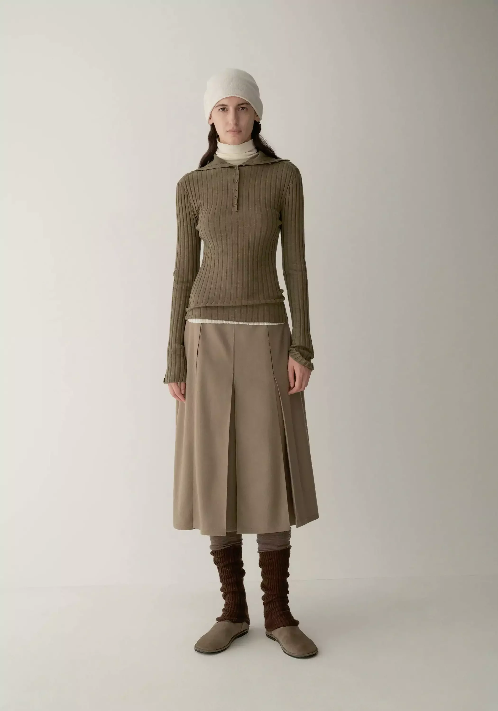 Two-way A-line Wool Skirt - Image 3