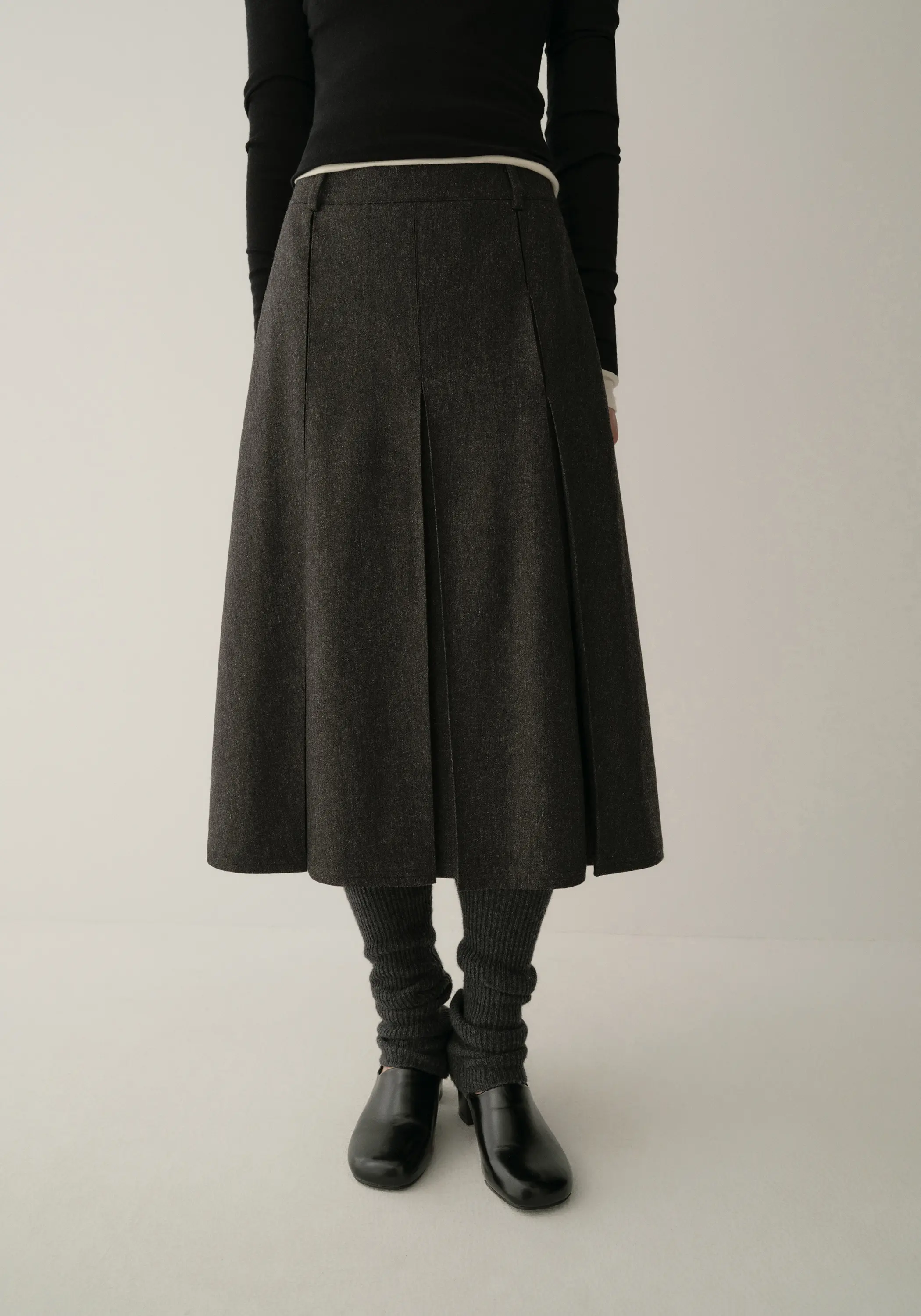Two-way A-line Wool Skirt - Image 7