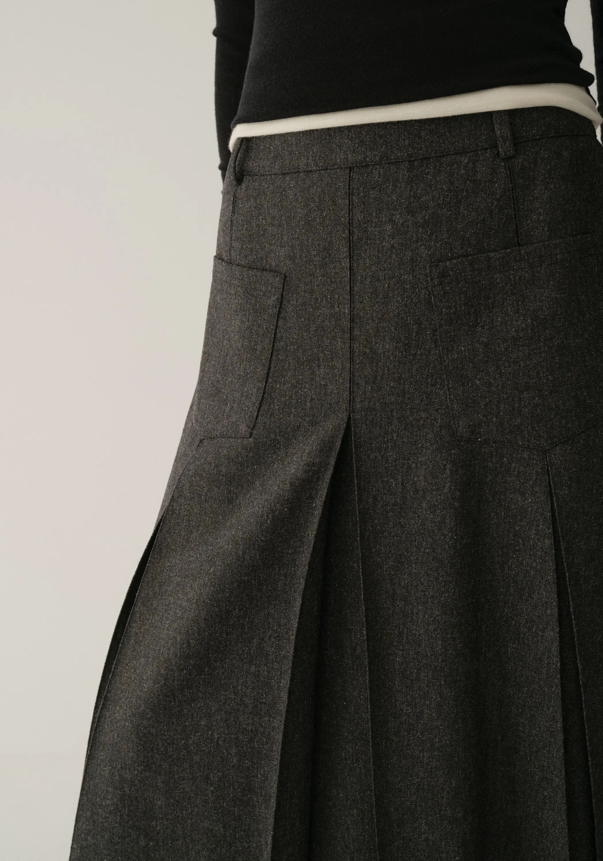 Two-way A-line Wool Skirt - Image 8