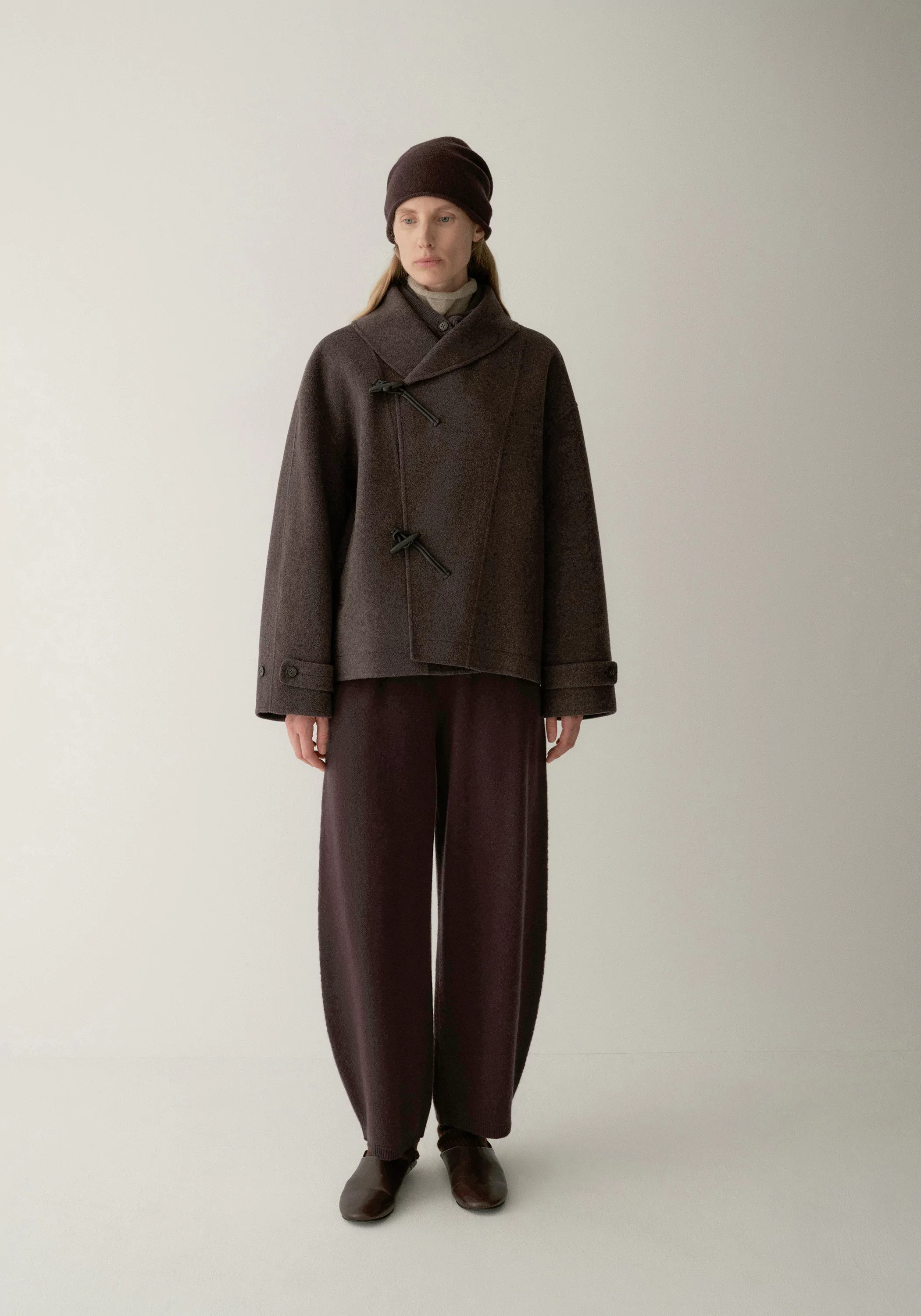 Elastic-waist Cropped Wool Pants - Image 11