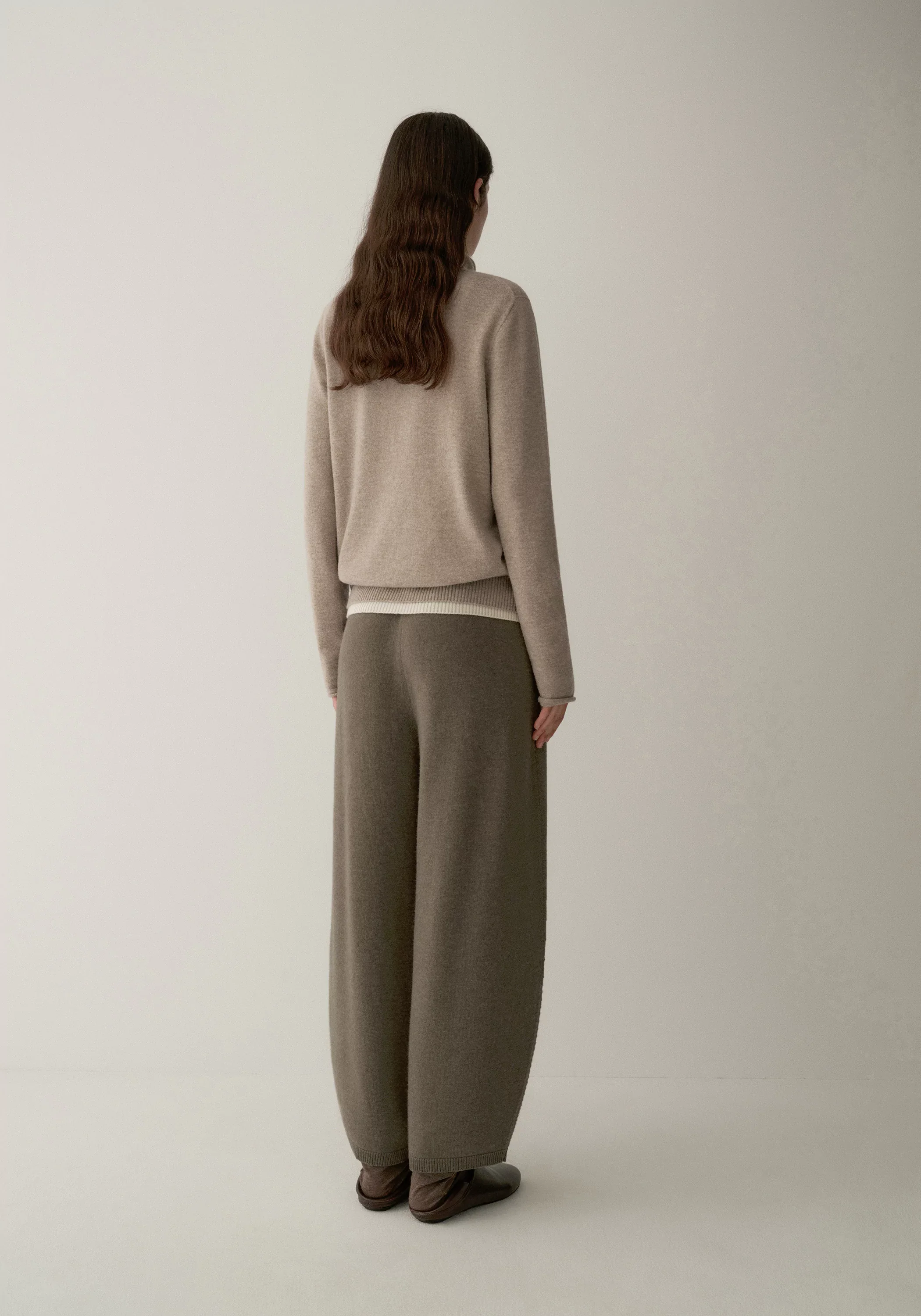 Elastic-waist Cropped Wool Pants - Image 4