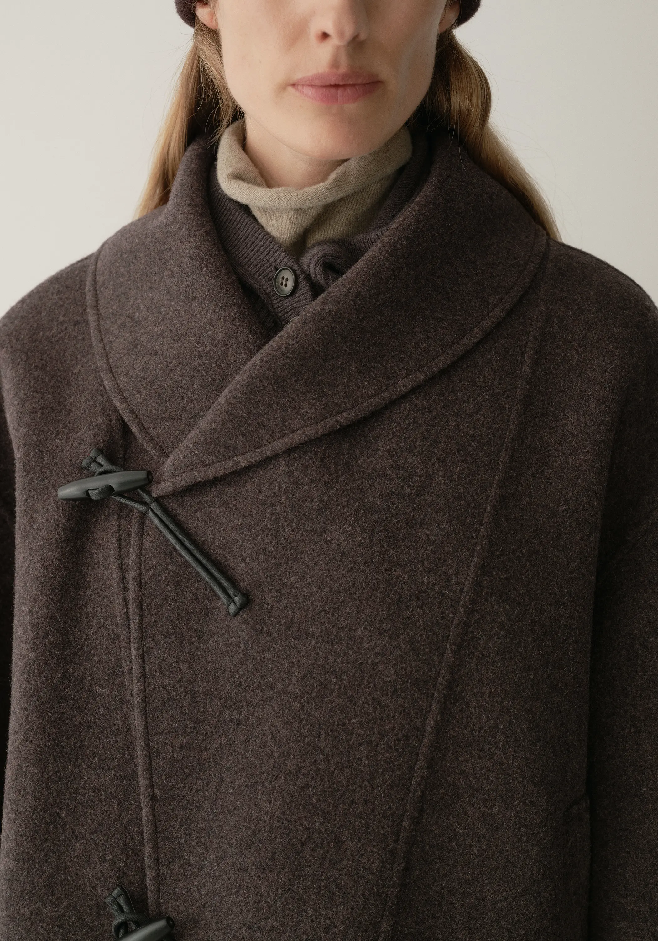 Shearling Collar Toggle Wool Coat - Image 15